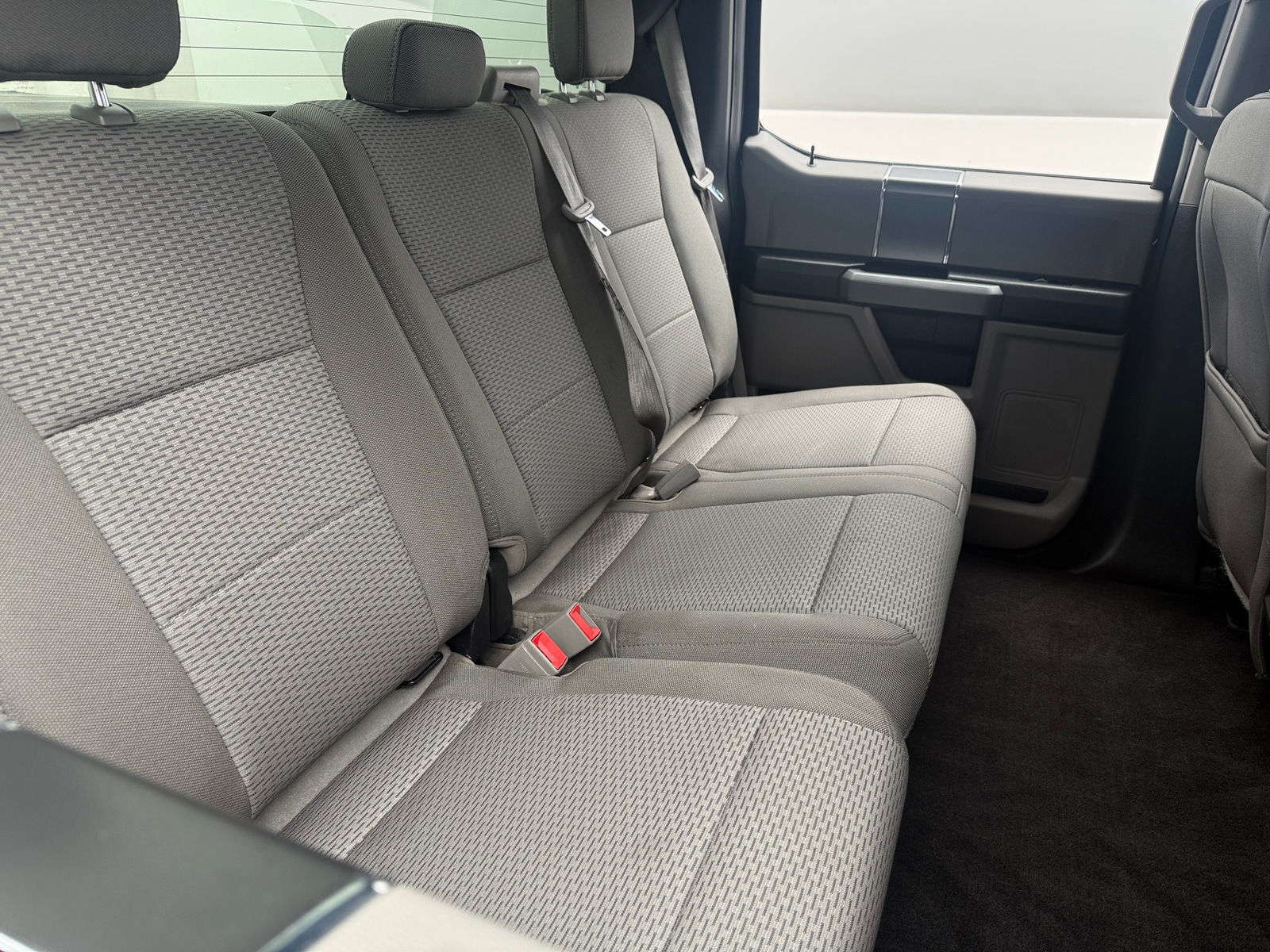Thumbnail: 2018 Ford Econoline - 6