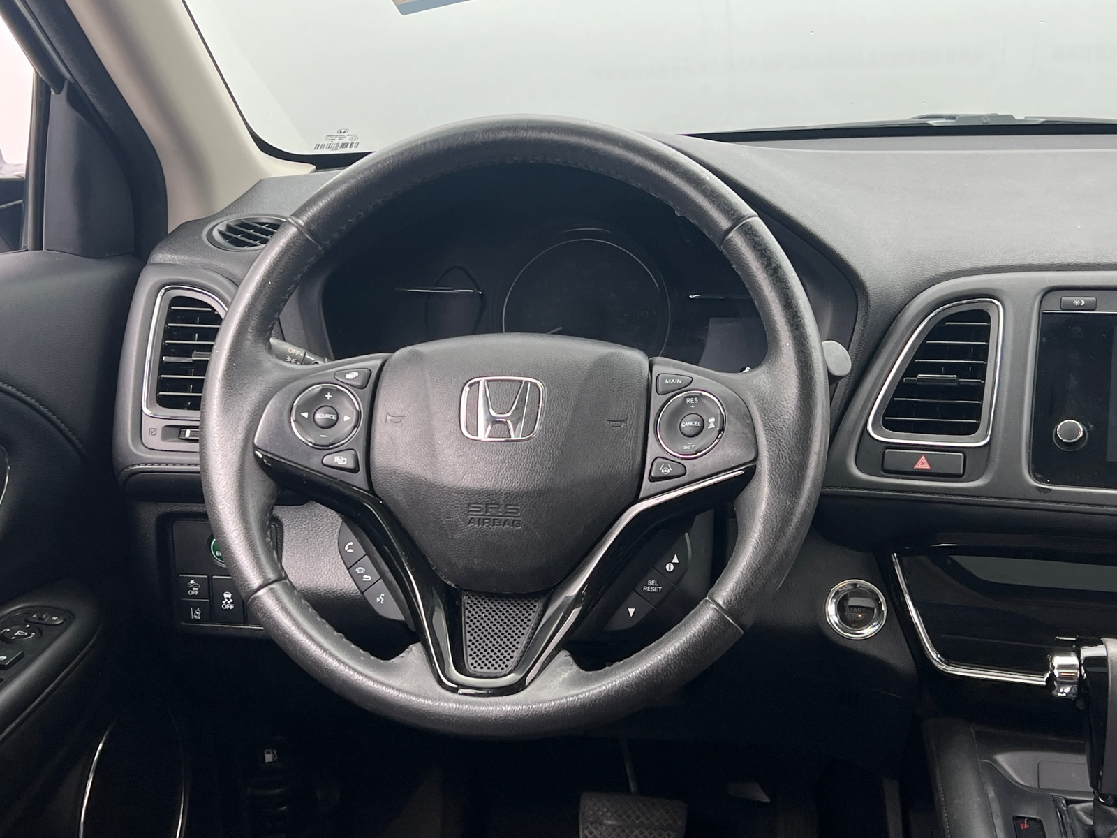 Thumbnail: 2019 Honda HR-V - 4
