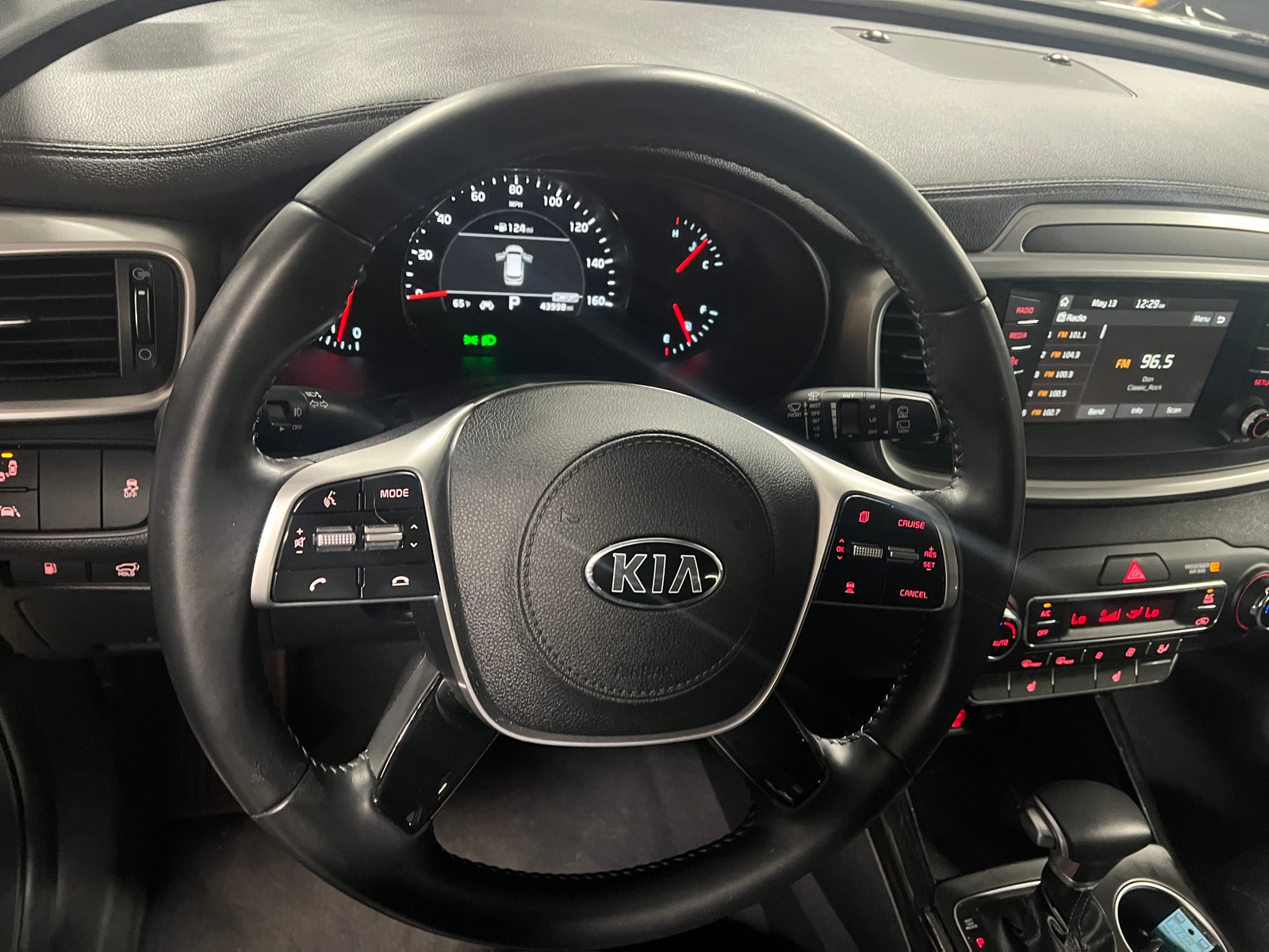Thumbnail: 2020 Kia Sorento - 4