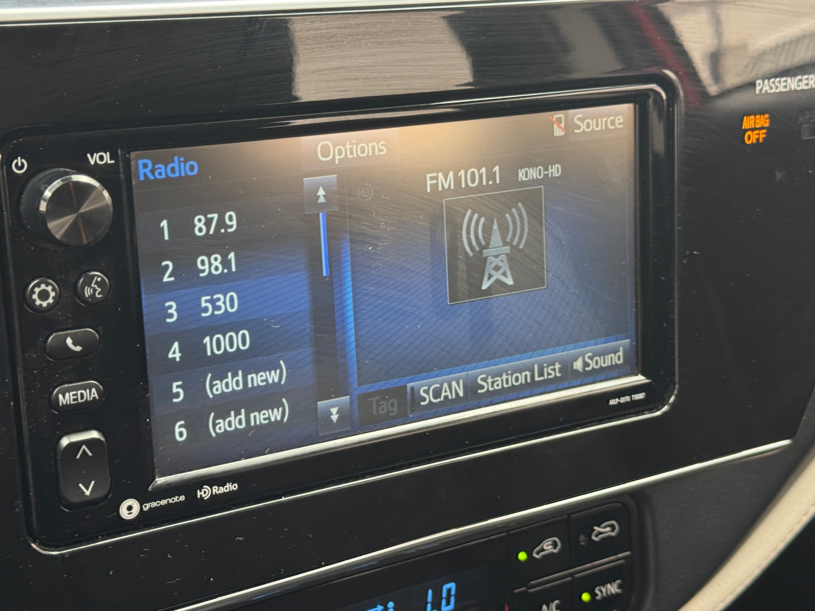 Thumbnail: 2018 Toyota Corolla iM - 4