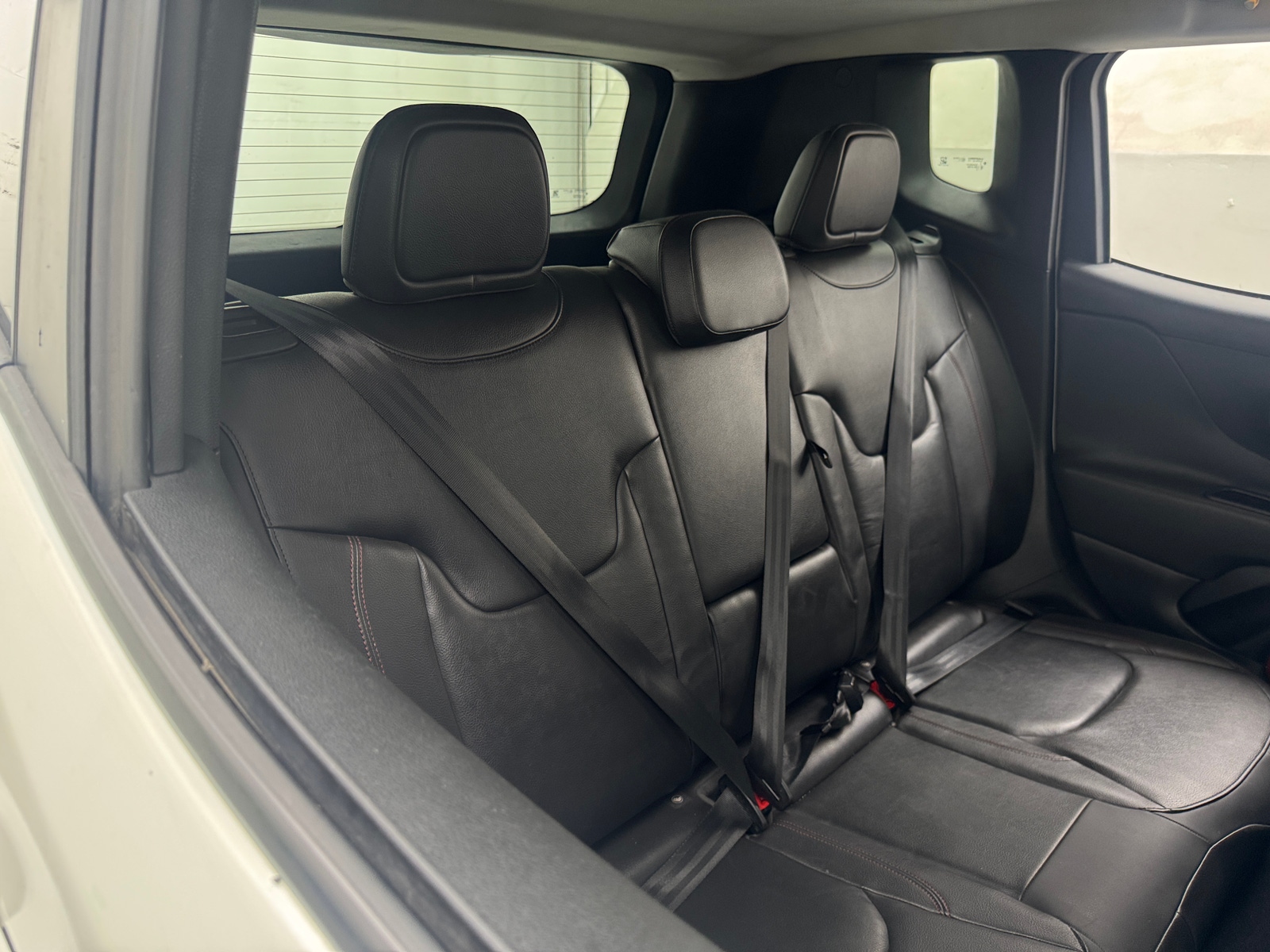 Thumbnail: 2015 Jeep Renegade - 6