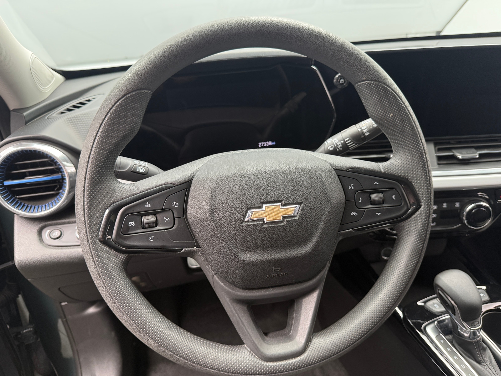 Thumbnail: 2025 Chevrolet Trax - 5