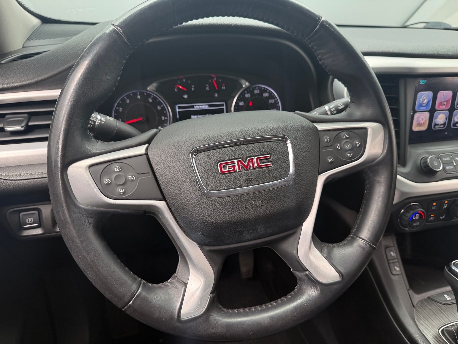 Thumbnail: 2017 GMC Acadia - 4