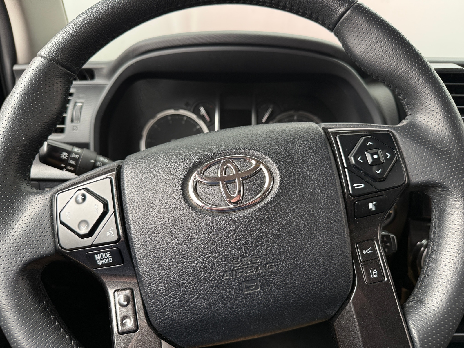 Thumbnail: 2020 Toyota 4Runner - 4