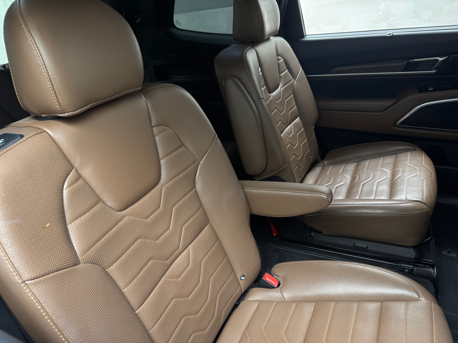 Thumbnail: 2020 Kia Telluride - 5