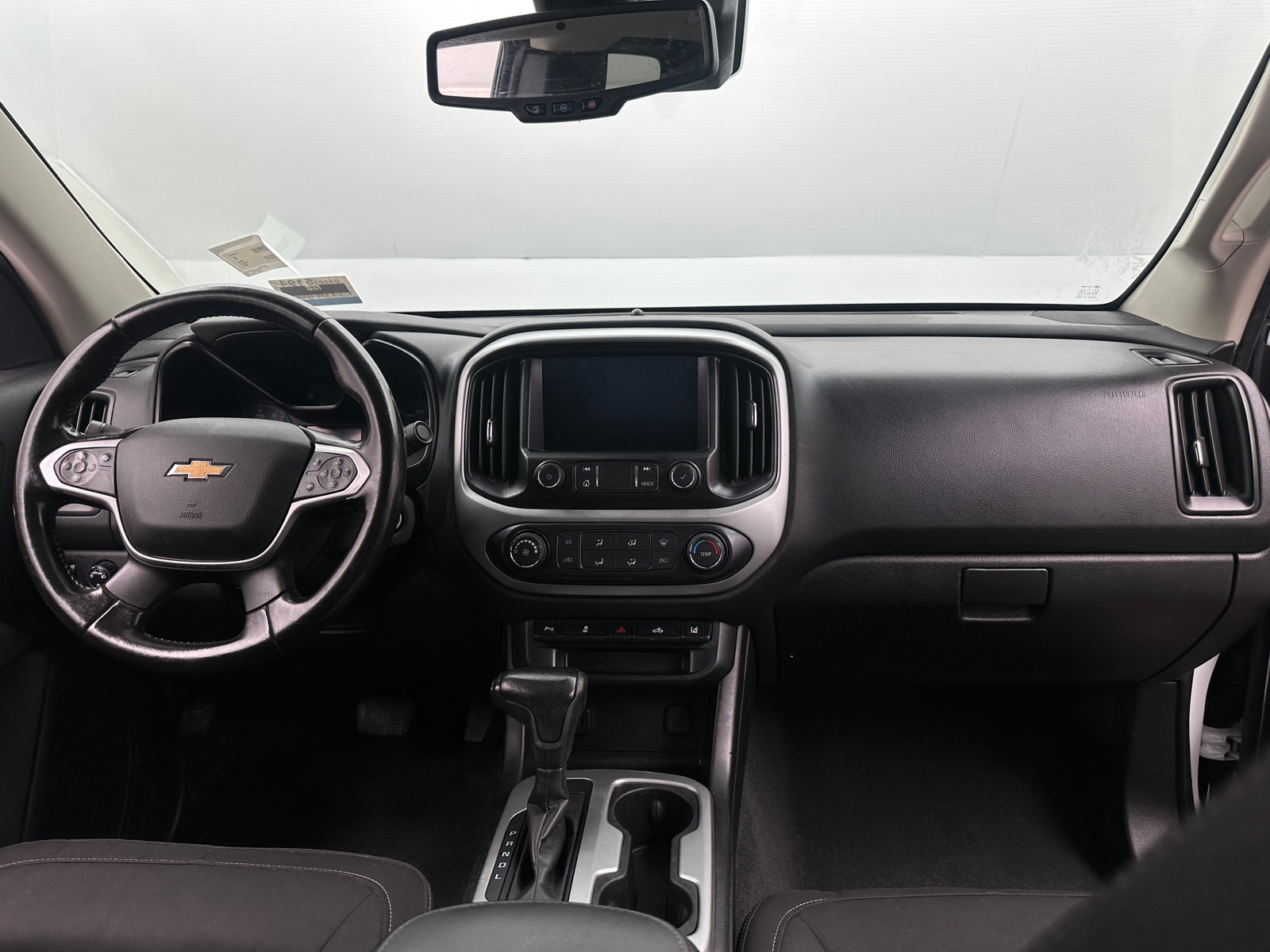 Thumbnail: 2021 Chevrolet Colorado - 3