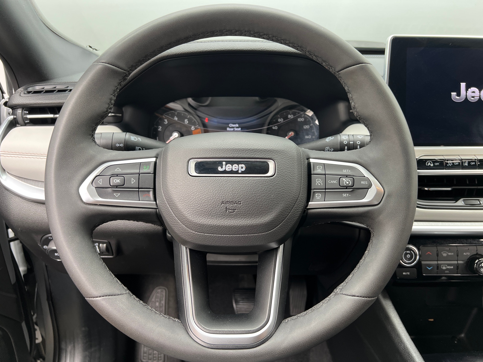 Thumbnail: 2025 Jeep Compass - 4