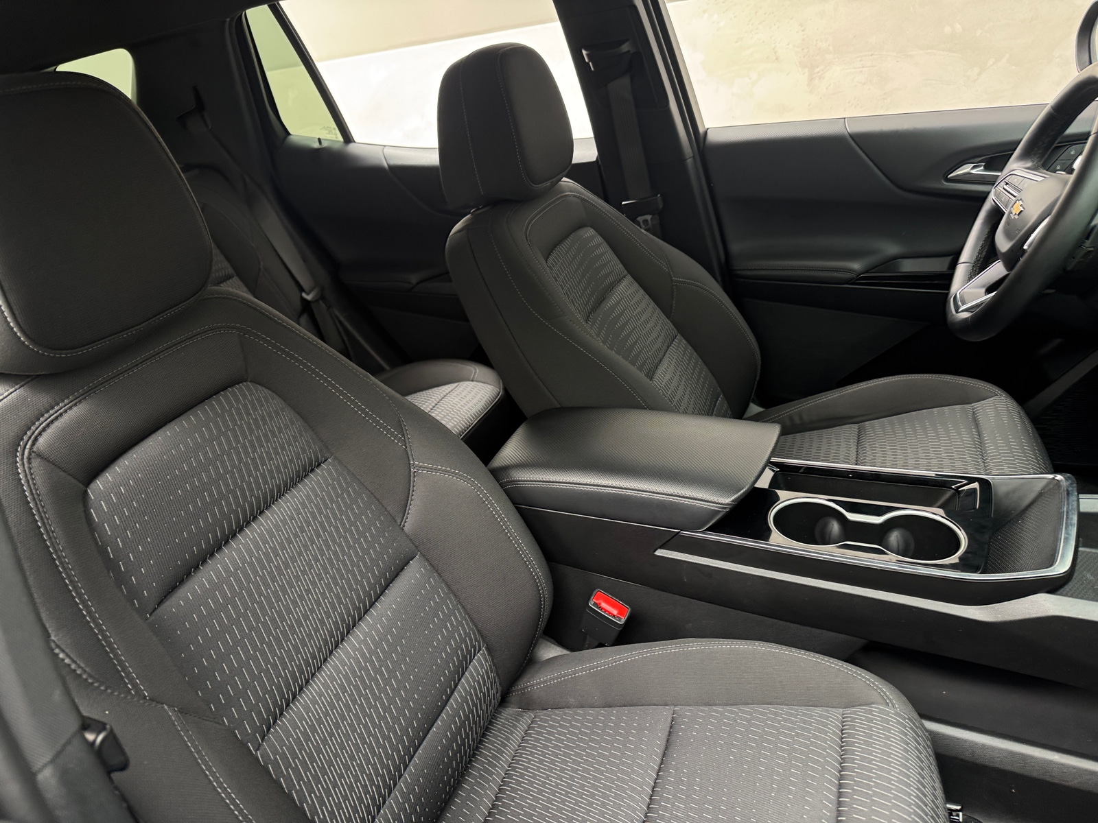 Thumbnail: 2025 Chevrolet Equinox - 2