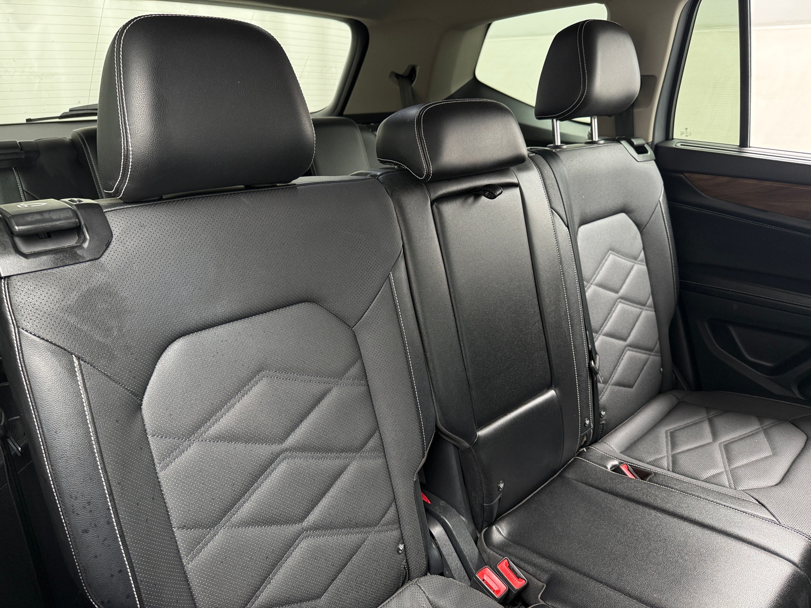 Thumbnail: 2024 Volkswagen Atlas - 5