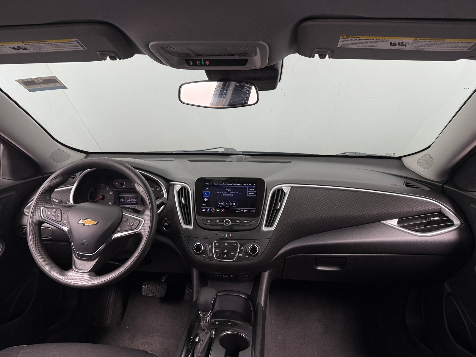 Thumbnail: 2023 Chevrolet Malibu - 3