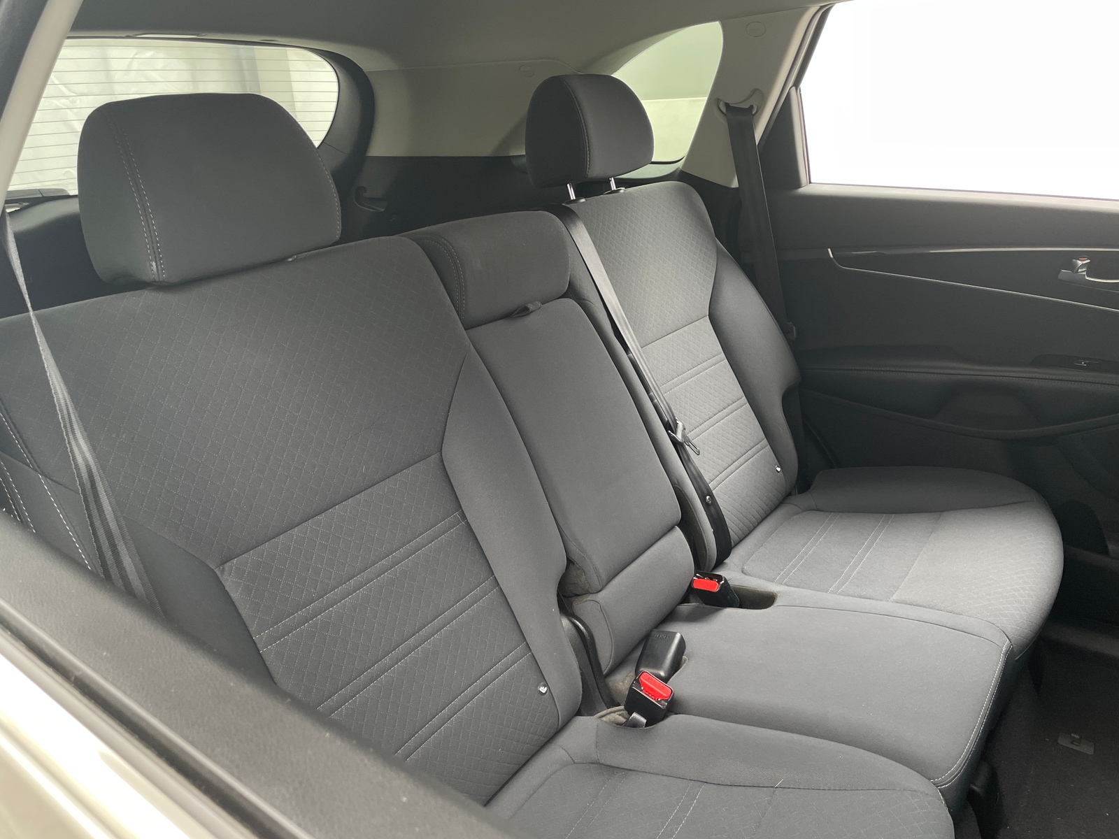 Thumbnail: 2017 Kia Sorento - 6