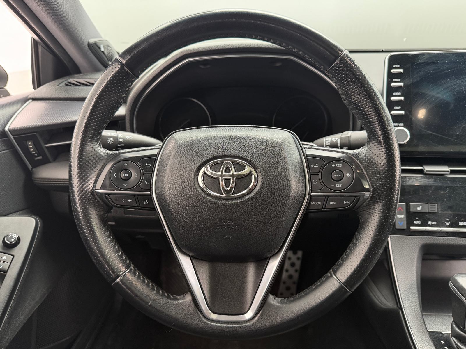 Thumbnail: 2019 Toyota Avalon - 5