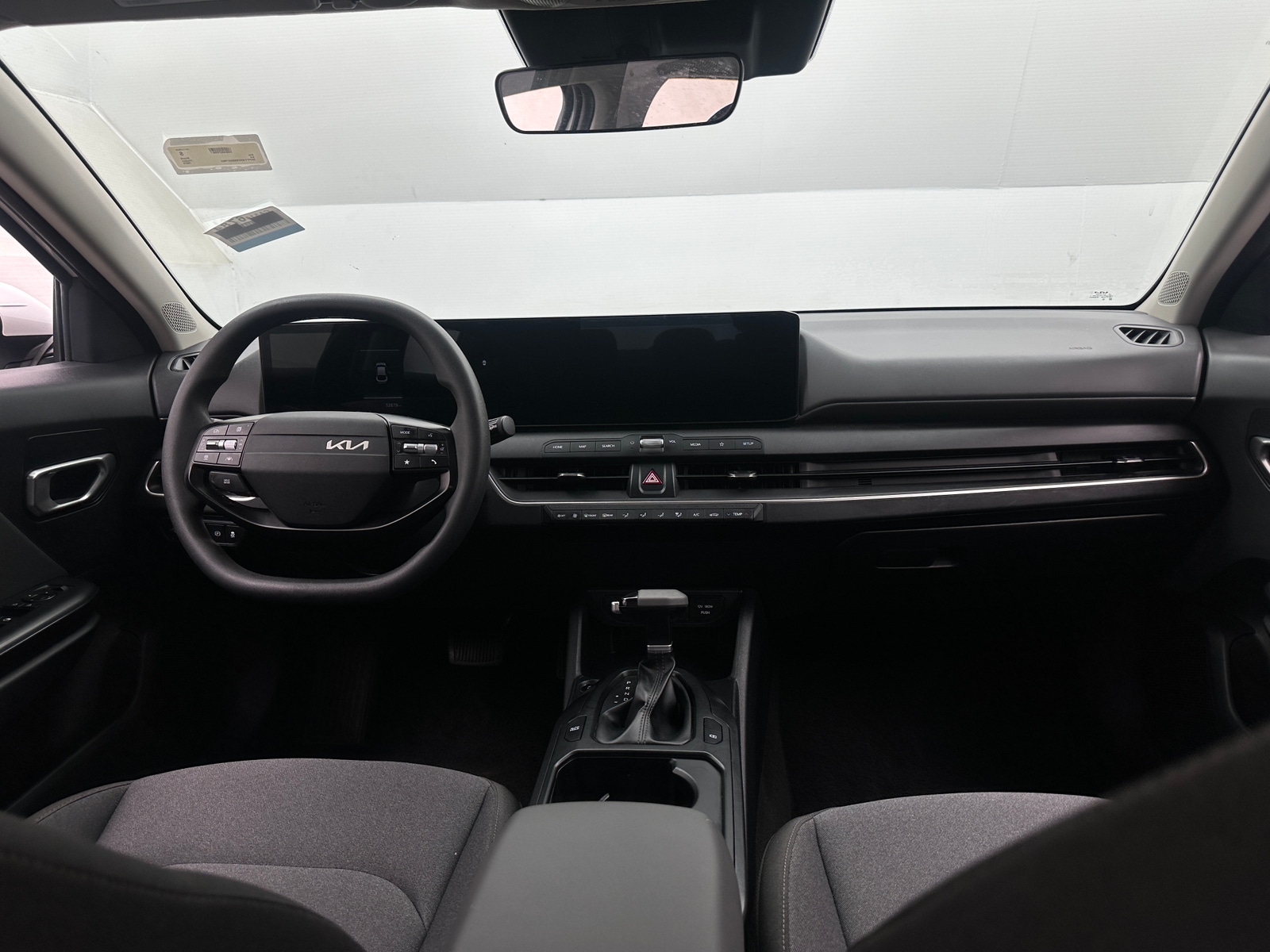 Thumbnail: 2025 Kia K4 - 3