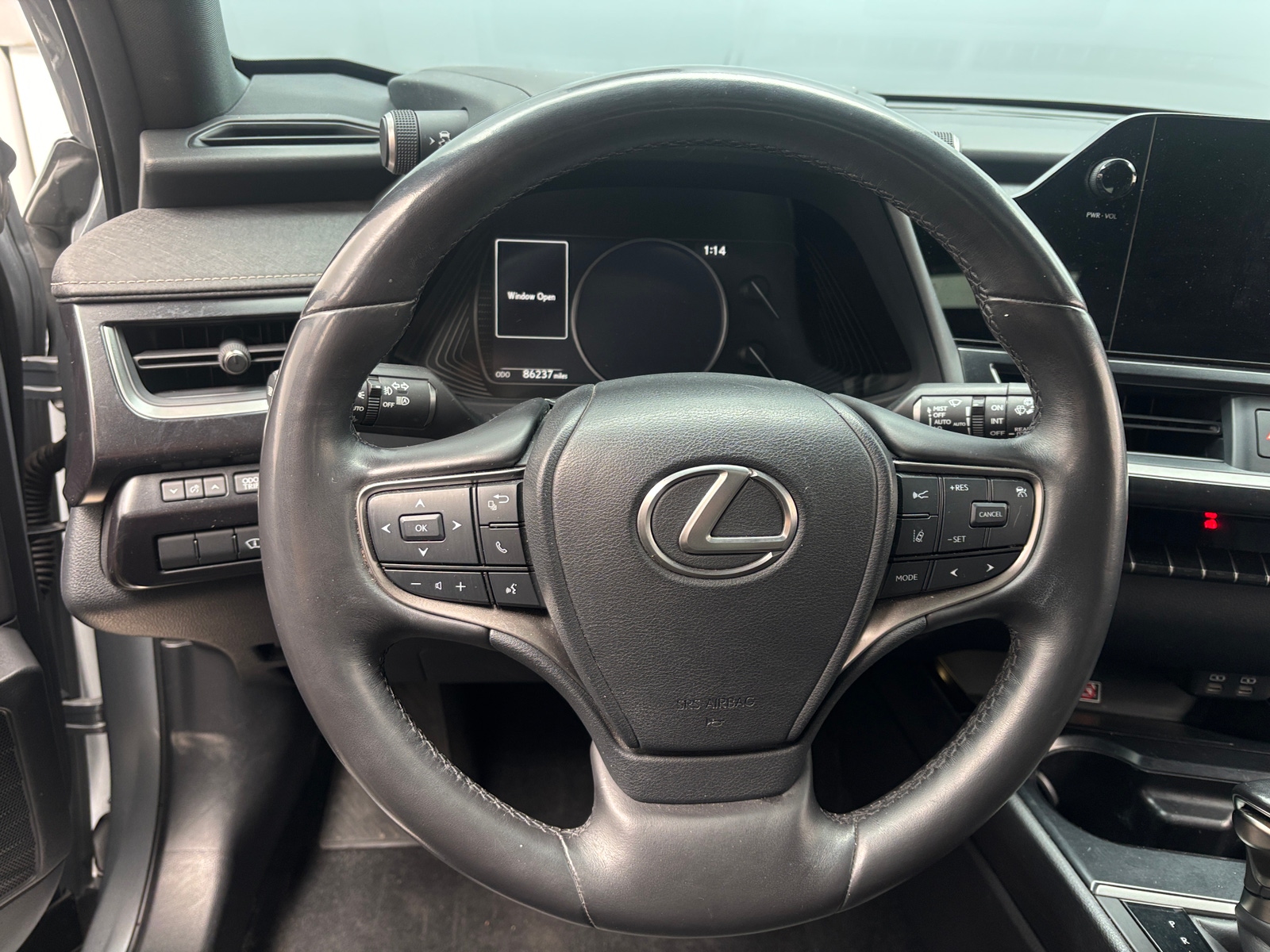 Thumbnail: 2023 Lexus UX - 4