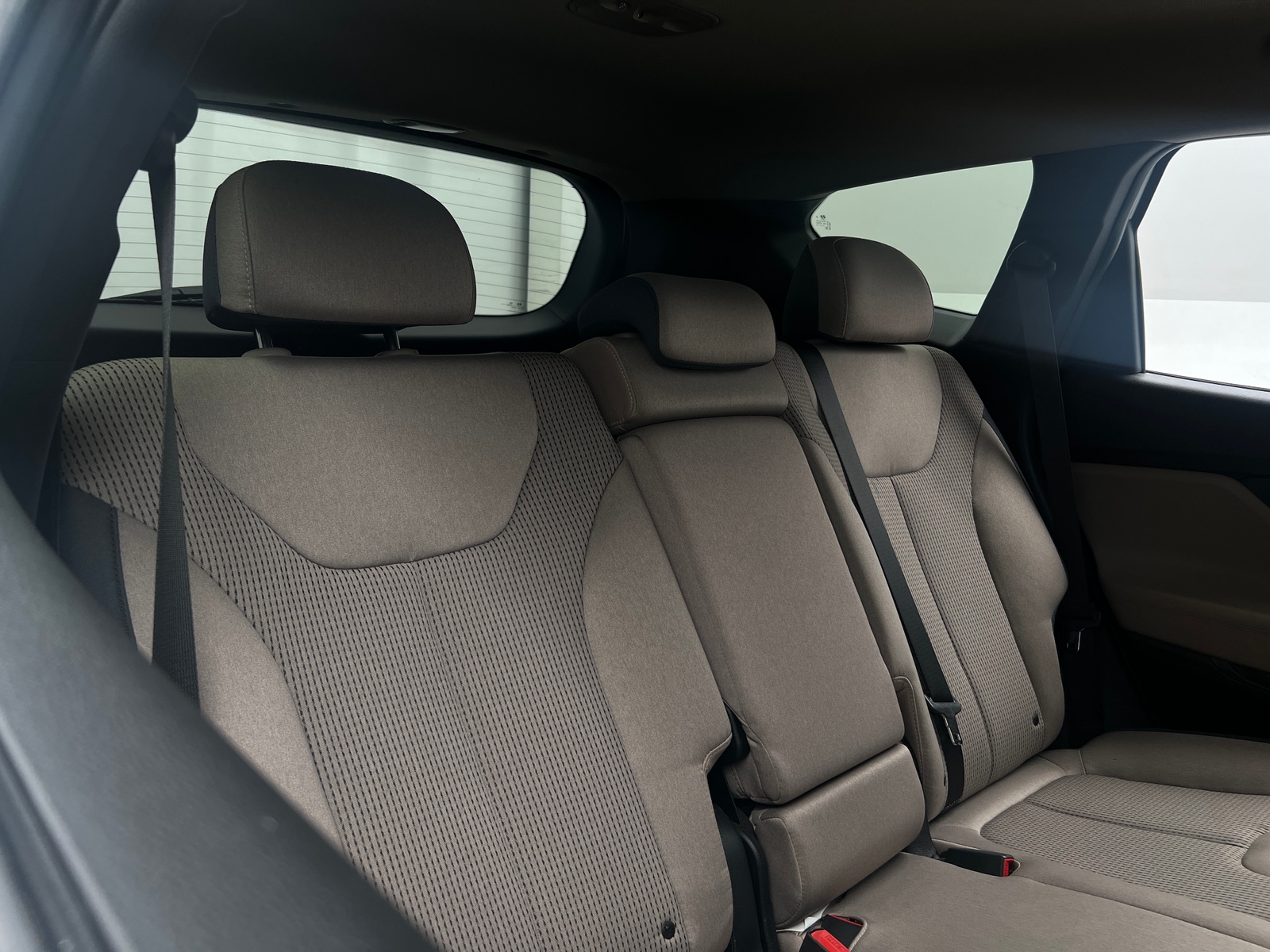 Thumbnail: 2023 Hyundai Santa Fe - 6