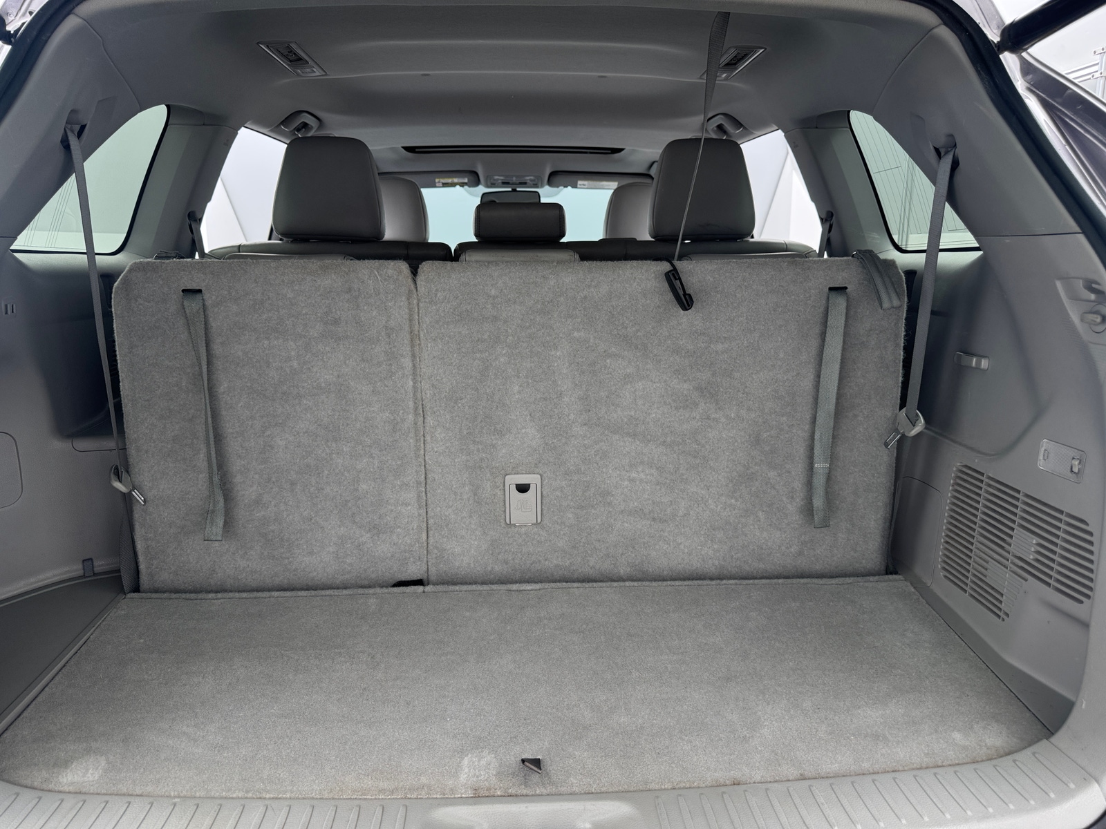 Thumbnail: 2016 Toyota Highlander - 6