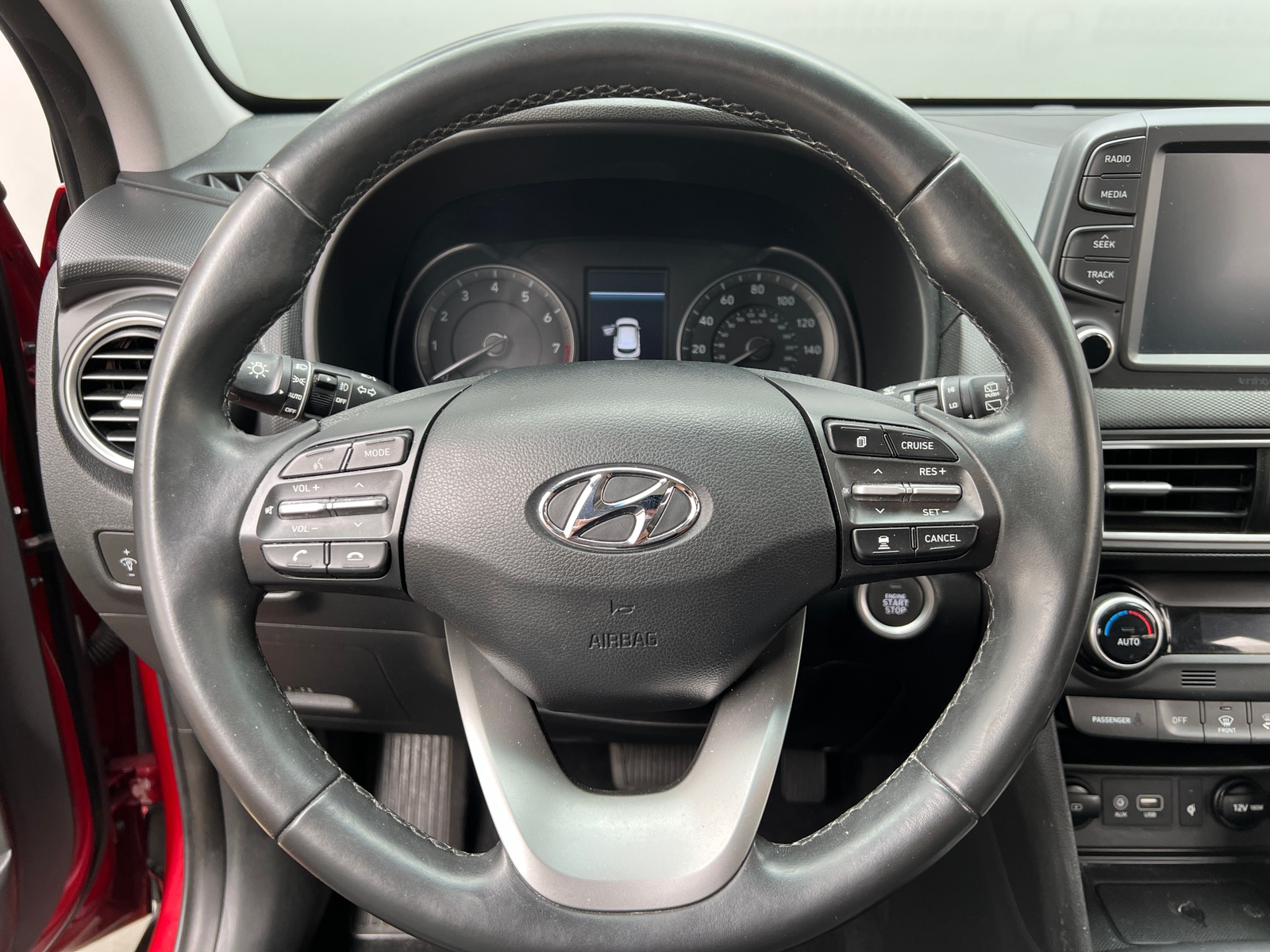 Thumbnail: 2021 Hyundai Kona - 4