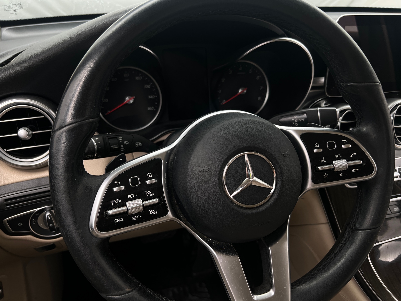 Thumbnail: 2021 Mercedes-Benz GLC - 4