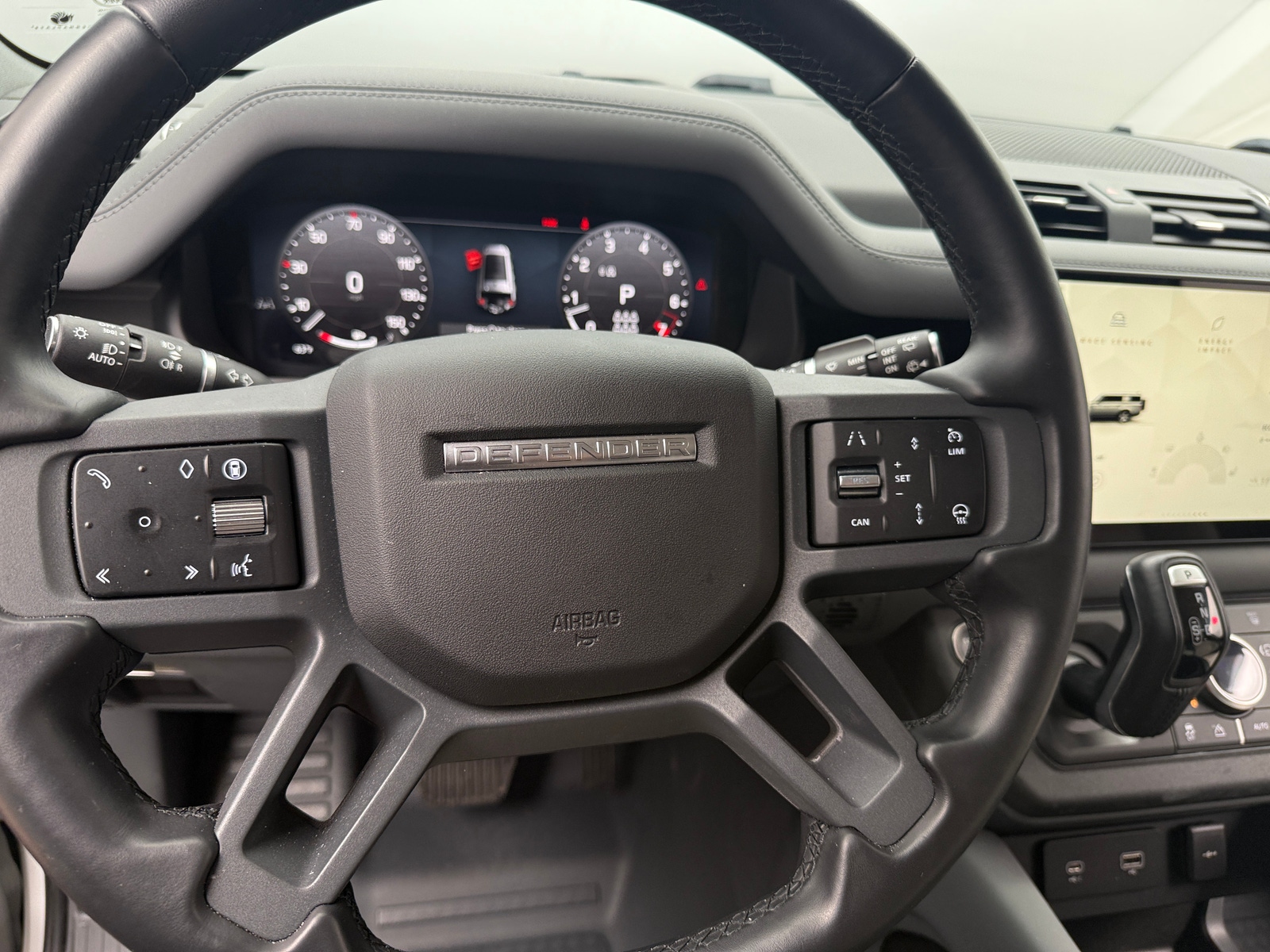 Thumbnail: 2024 Land Rover Defender - 5