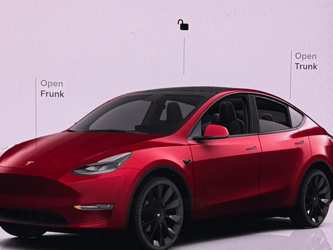 Thumbnail: 2023 Tesla Model Y - 3