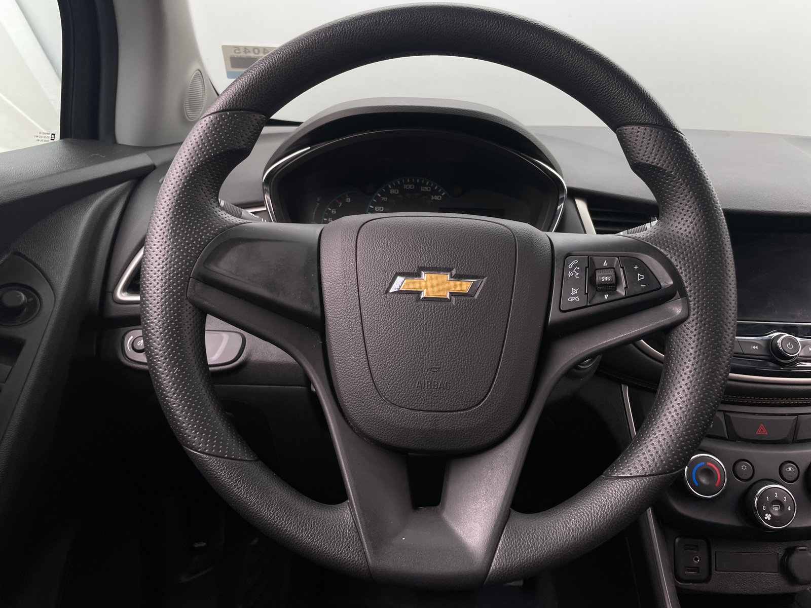 Thumbnail: 2020 Chevrolet Trax - 5