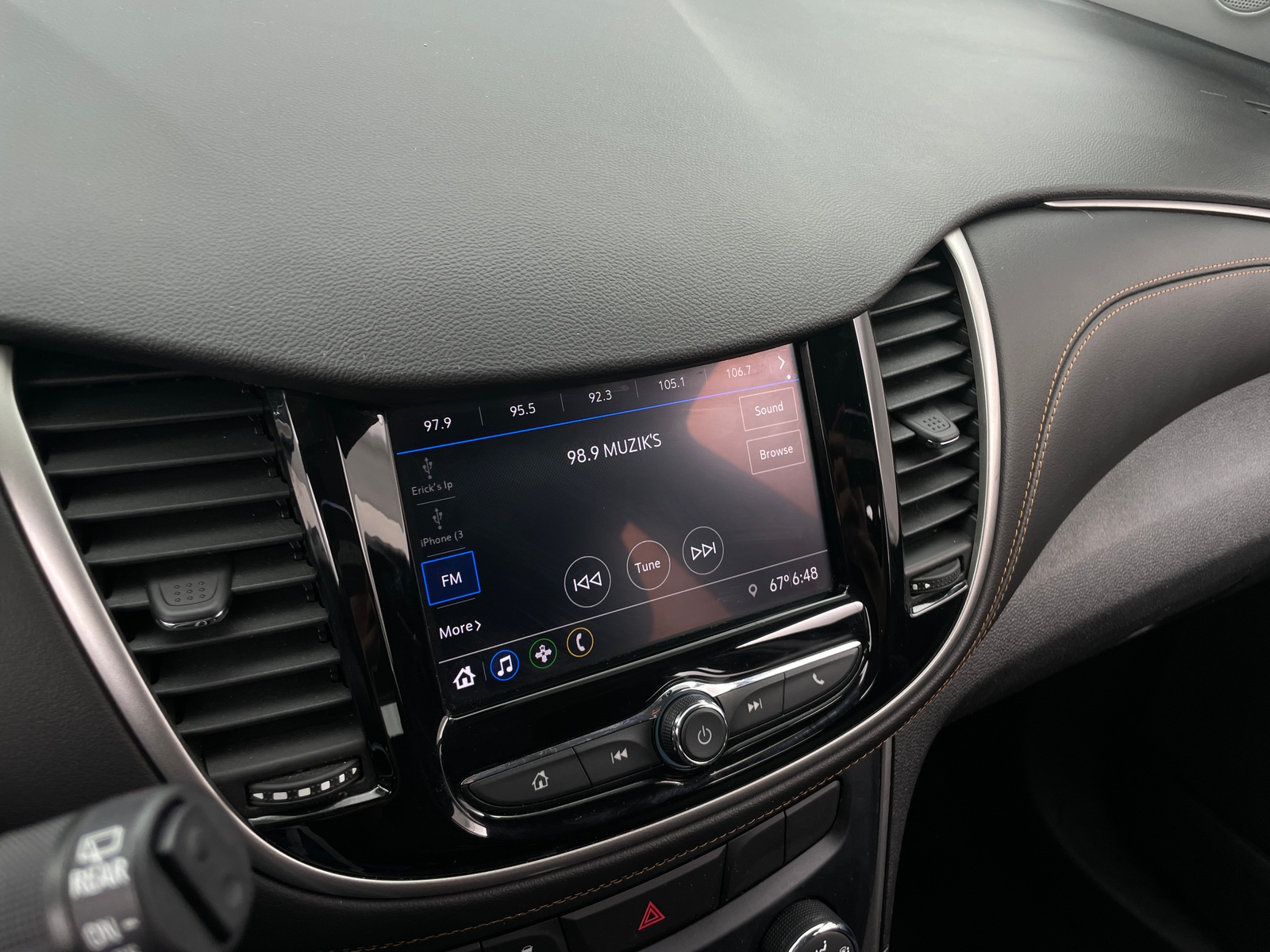 Thumbnail: 2020 Chevrolet Trax - 4