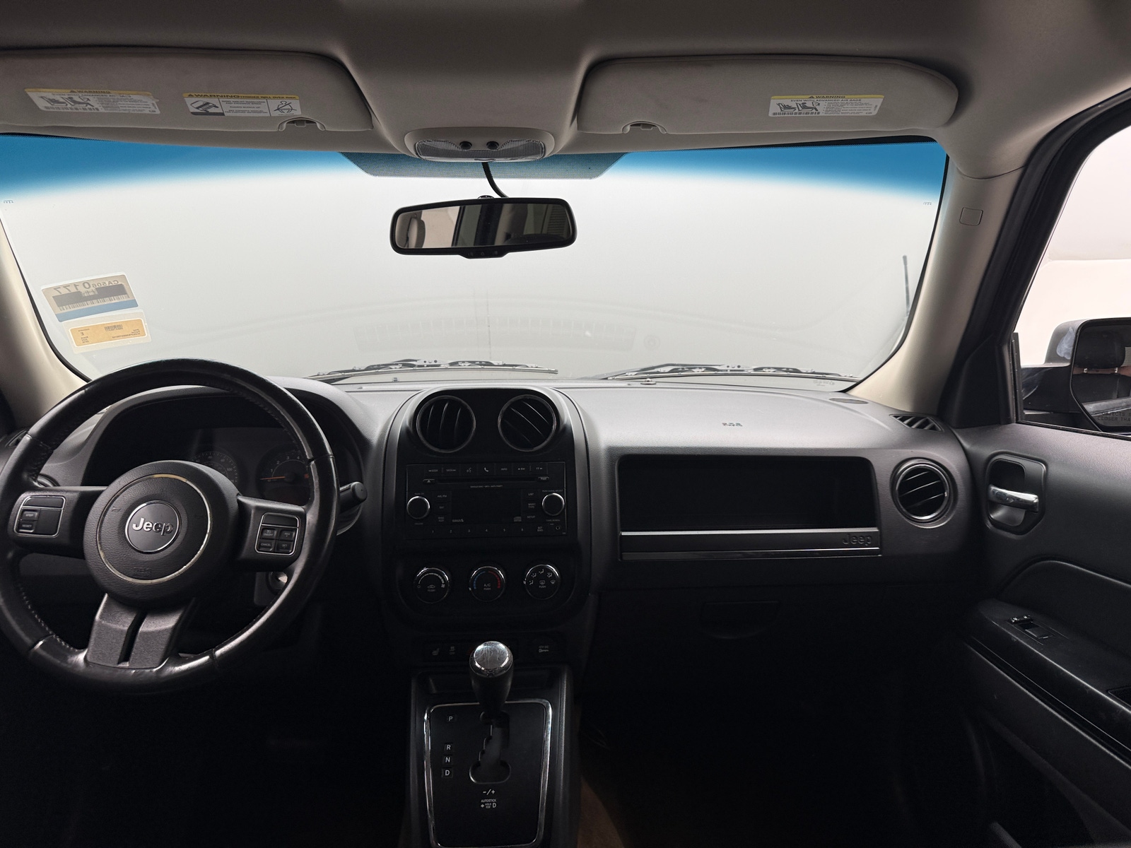 Thumbnail: 2016 Jeep Patriot - 3