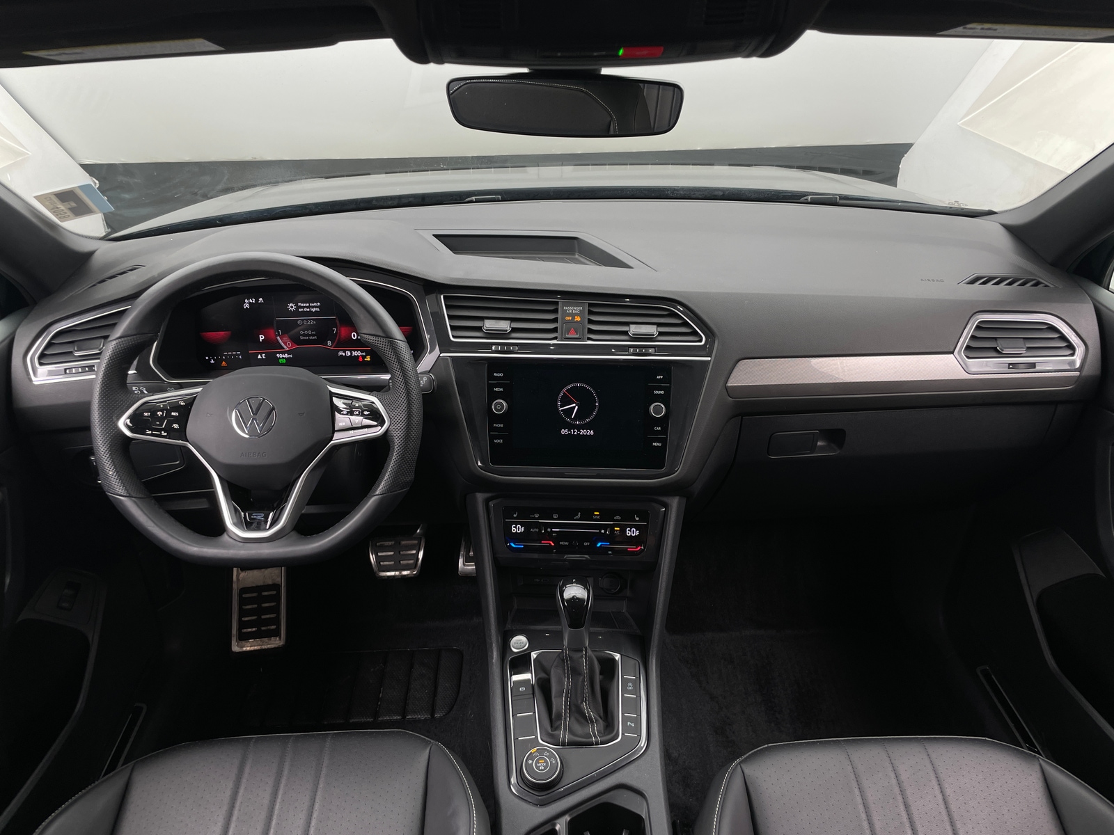 Thumbnail: 2024 Volkswagen Tiguan - 2