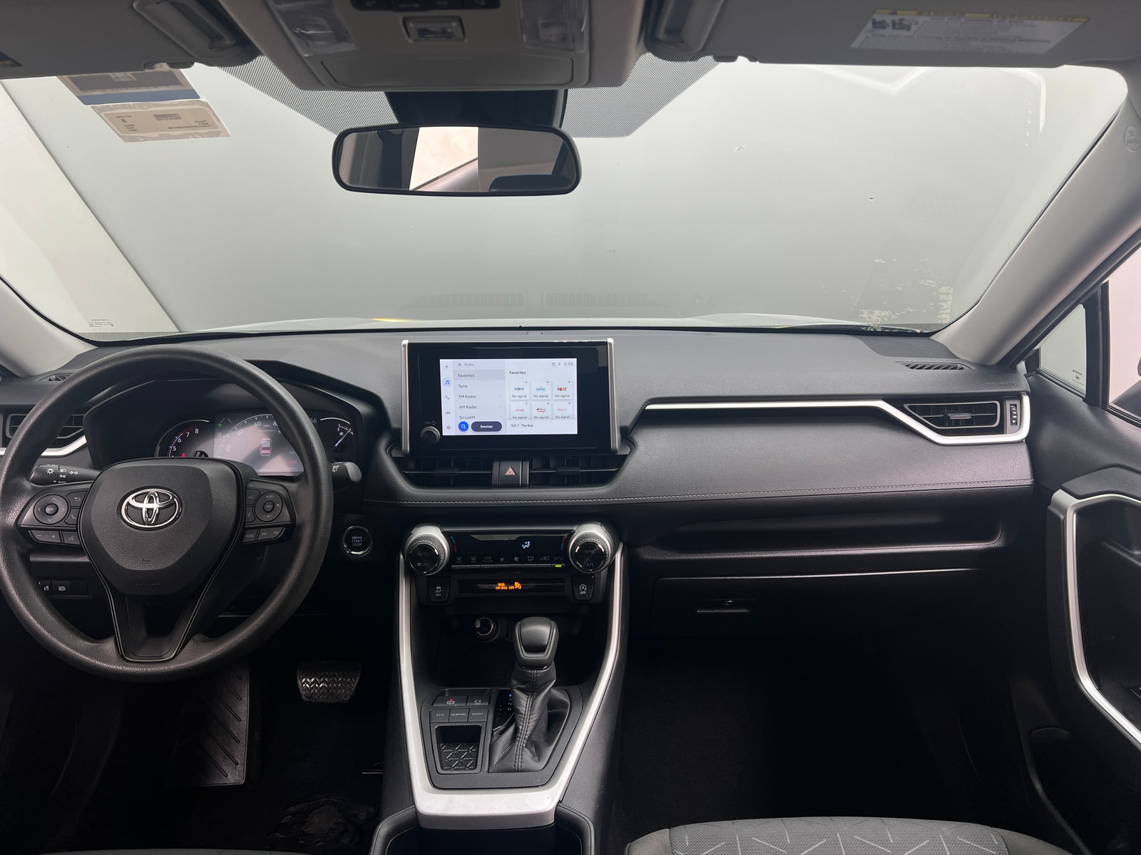 Thumbnail: 2024 Toyota RAV4 - 3