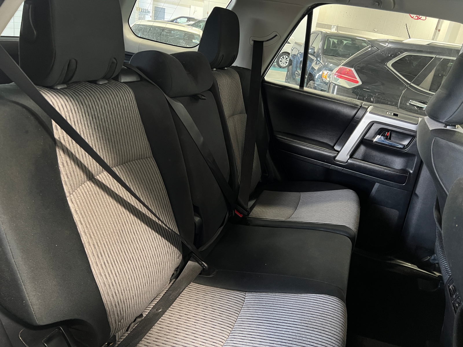 Thumbnail: 2016 Toyota 4Runner - 6