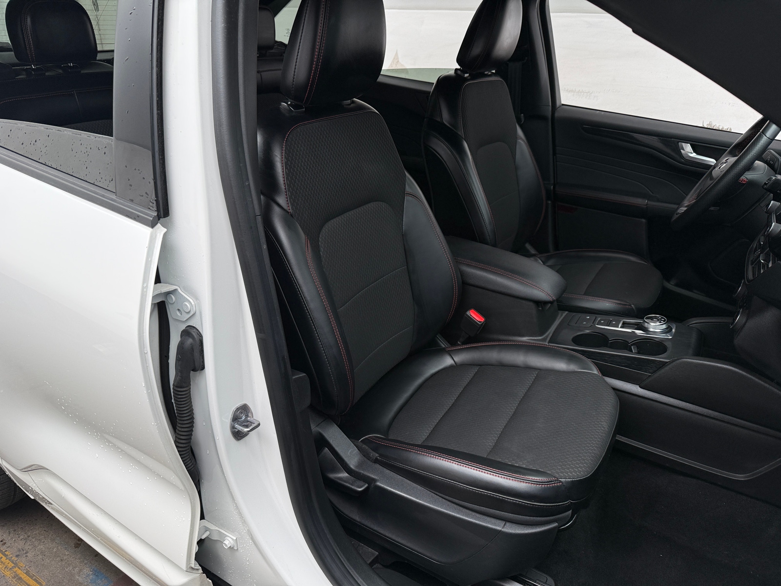Thumbnail: 2024 Ford Escape - 2