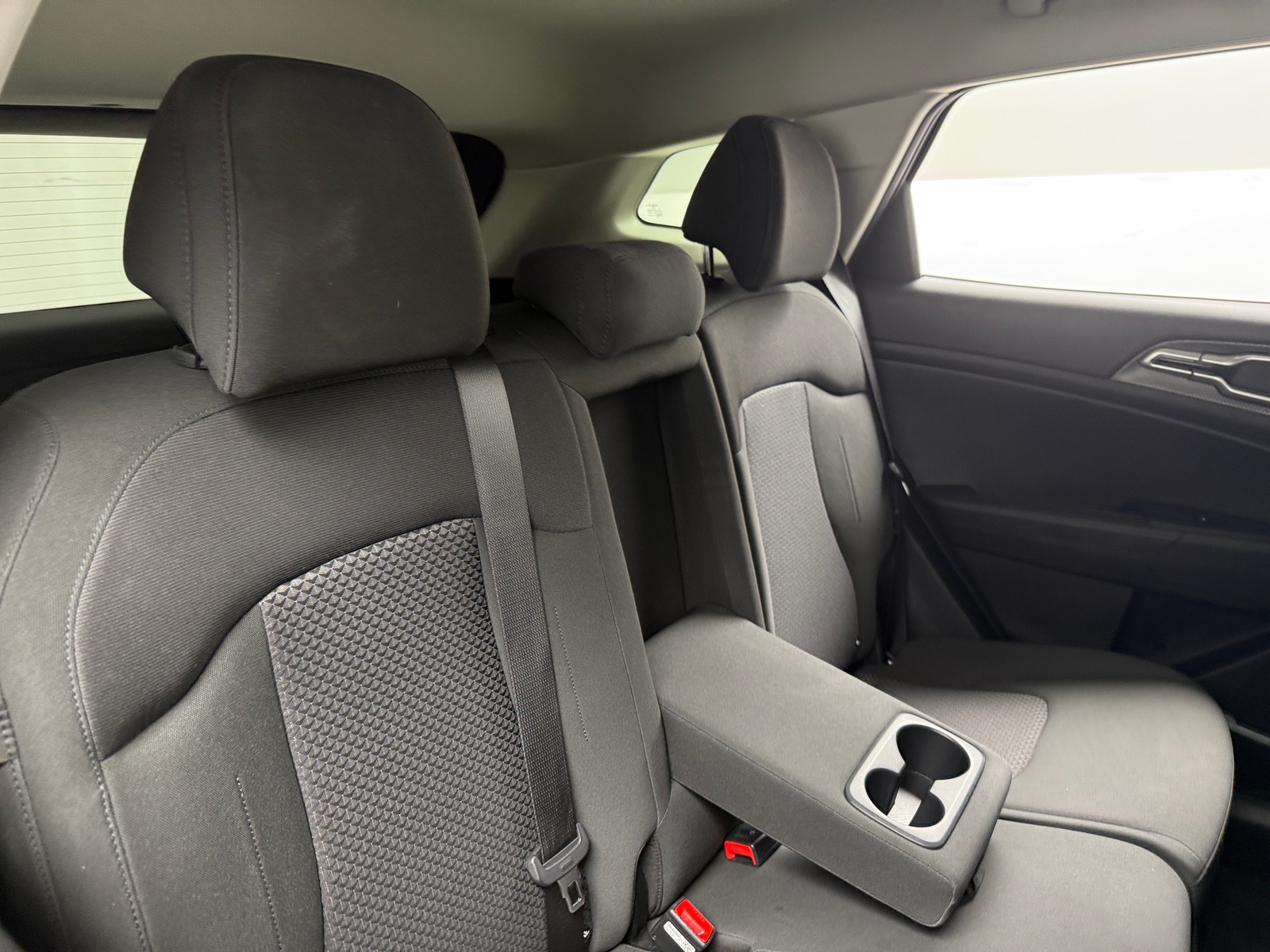 Thumbnail: 2025 Kia Sportage - 6
