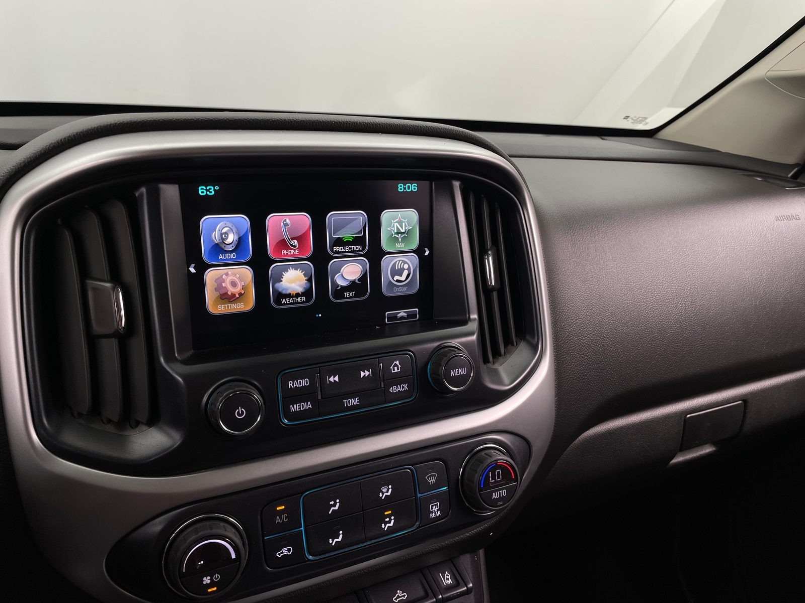 Thumbnail: 2017 Chevrolet Colorado - 4
