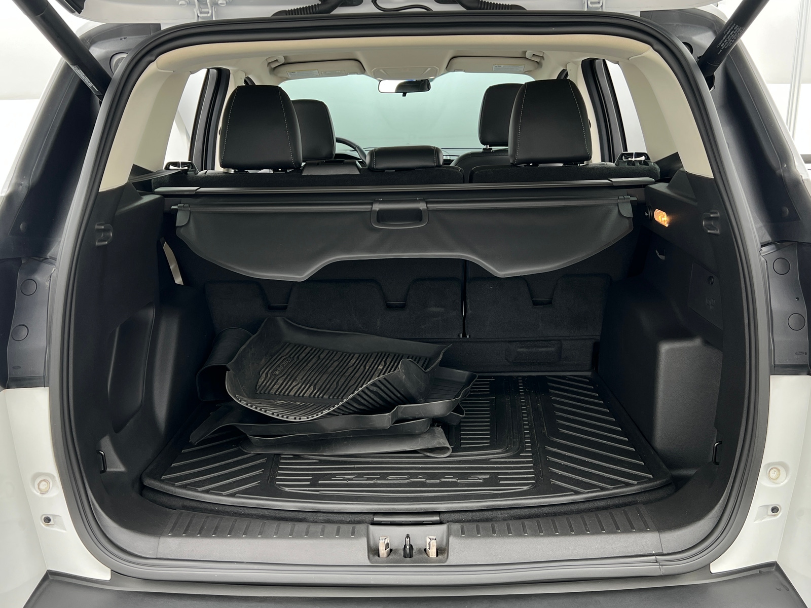 Thumbnail: 2019 Ford Escape - 6