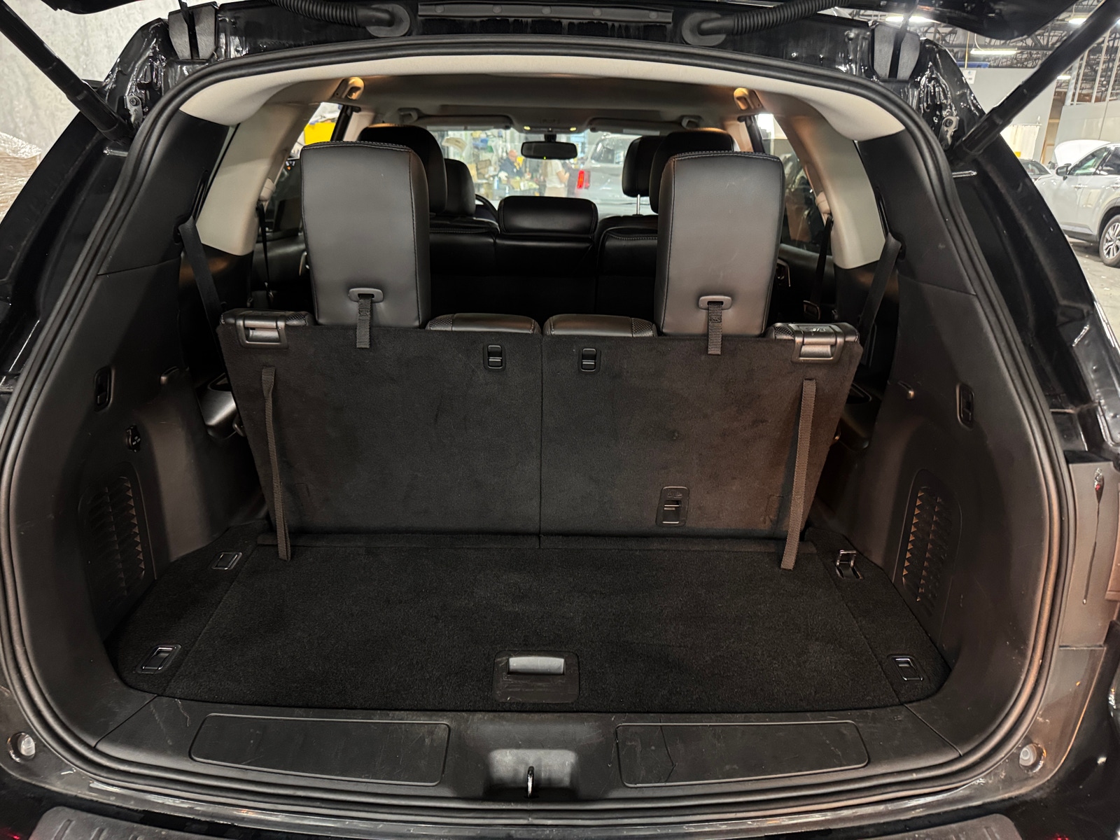 Thumbnail: 2017 Nissan Pathfinder - 6