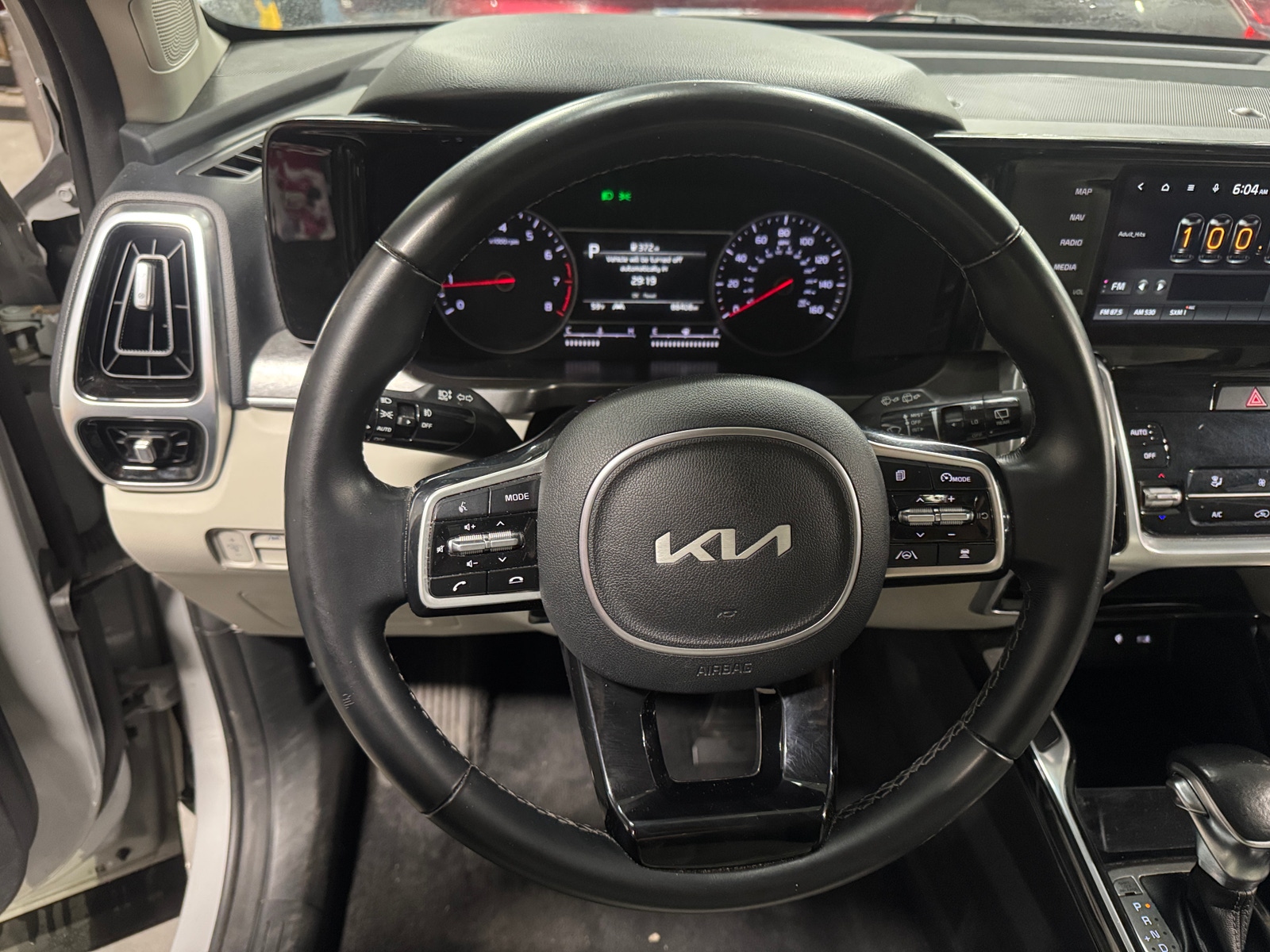 Thumbnail: 2022 Kia Sorento - 4