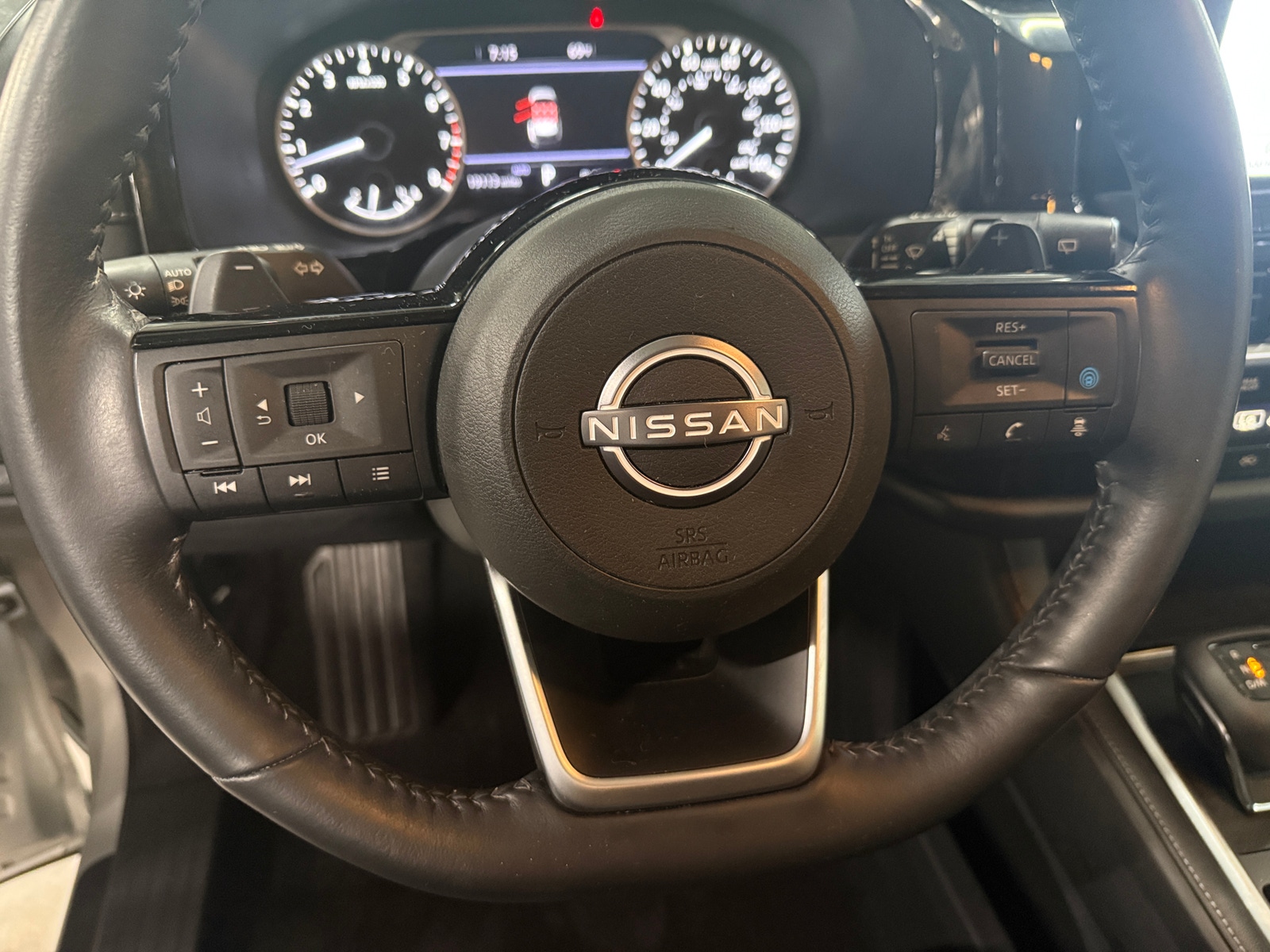 Thumbnail: 2022 Nissan Pathfinder - 4
