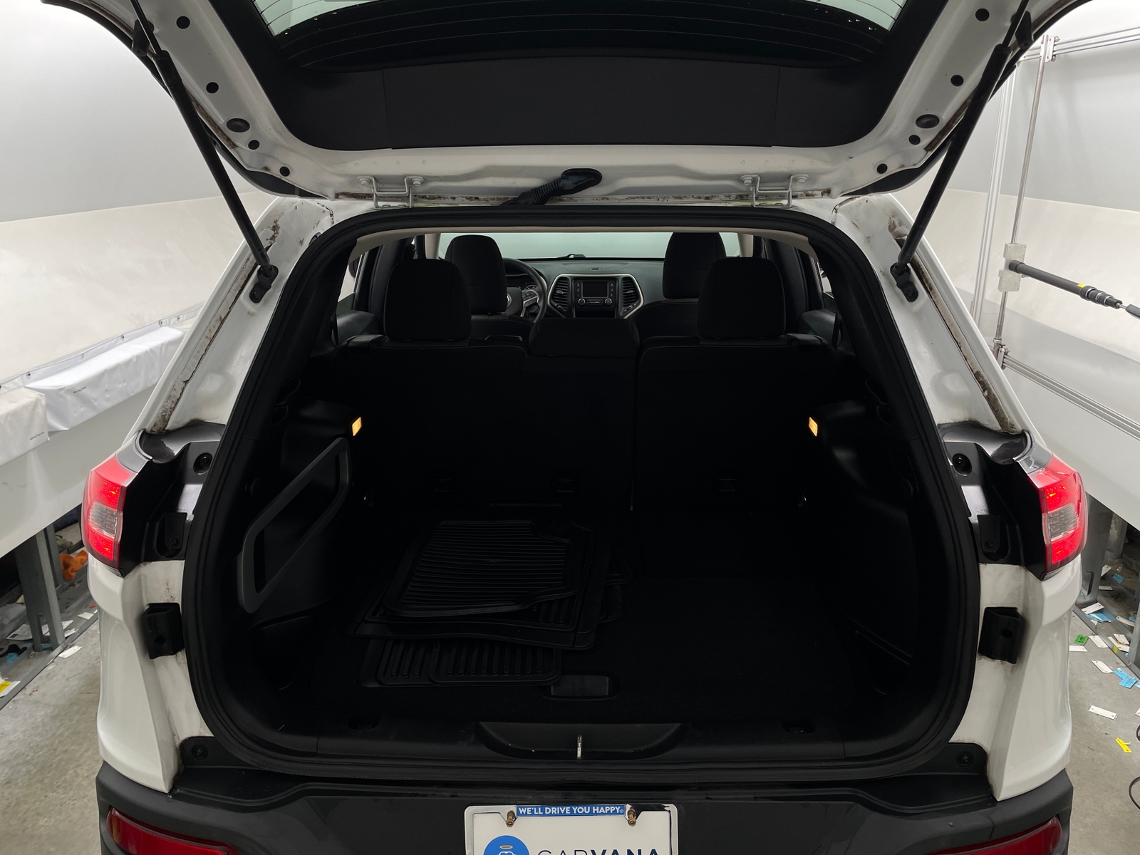 Thumbnail: 2016 Jeep Cherokee - 7