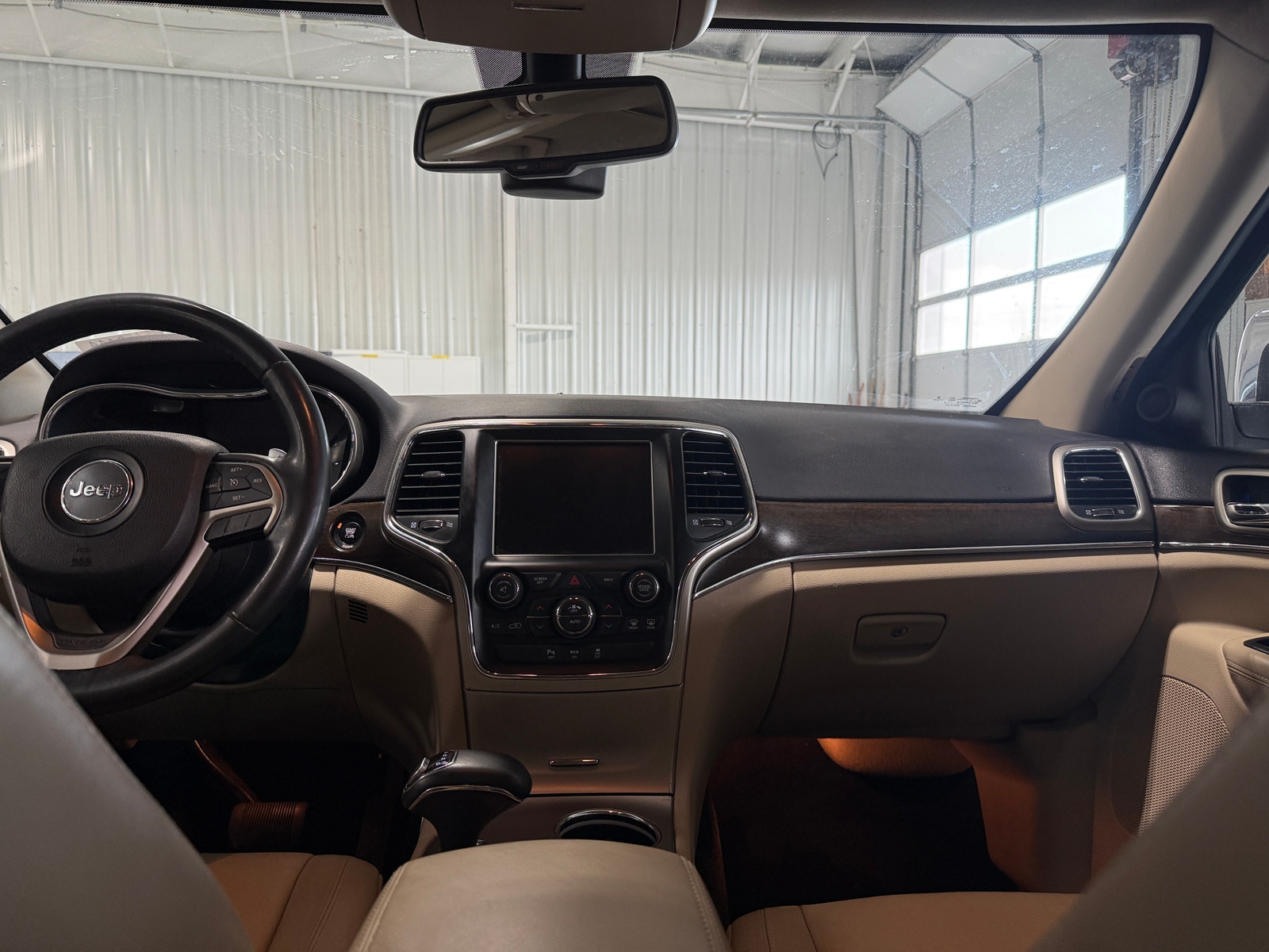 Thumbnail: 2015 Jeep Grand Cherokee - 2