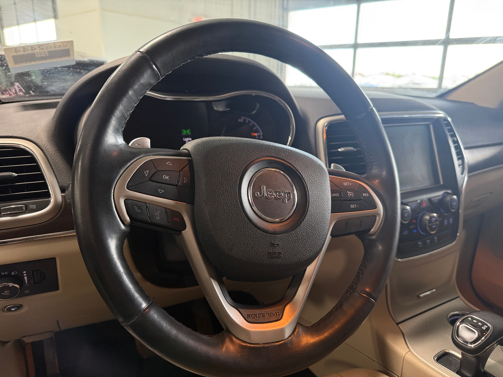 Thumbnail: 2015 Jeep Grand Cherokee - 4