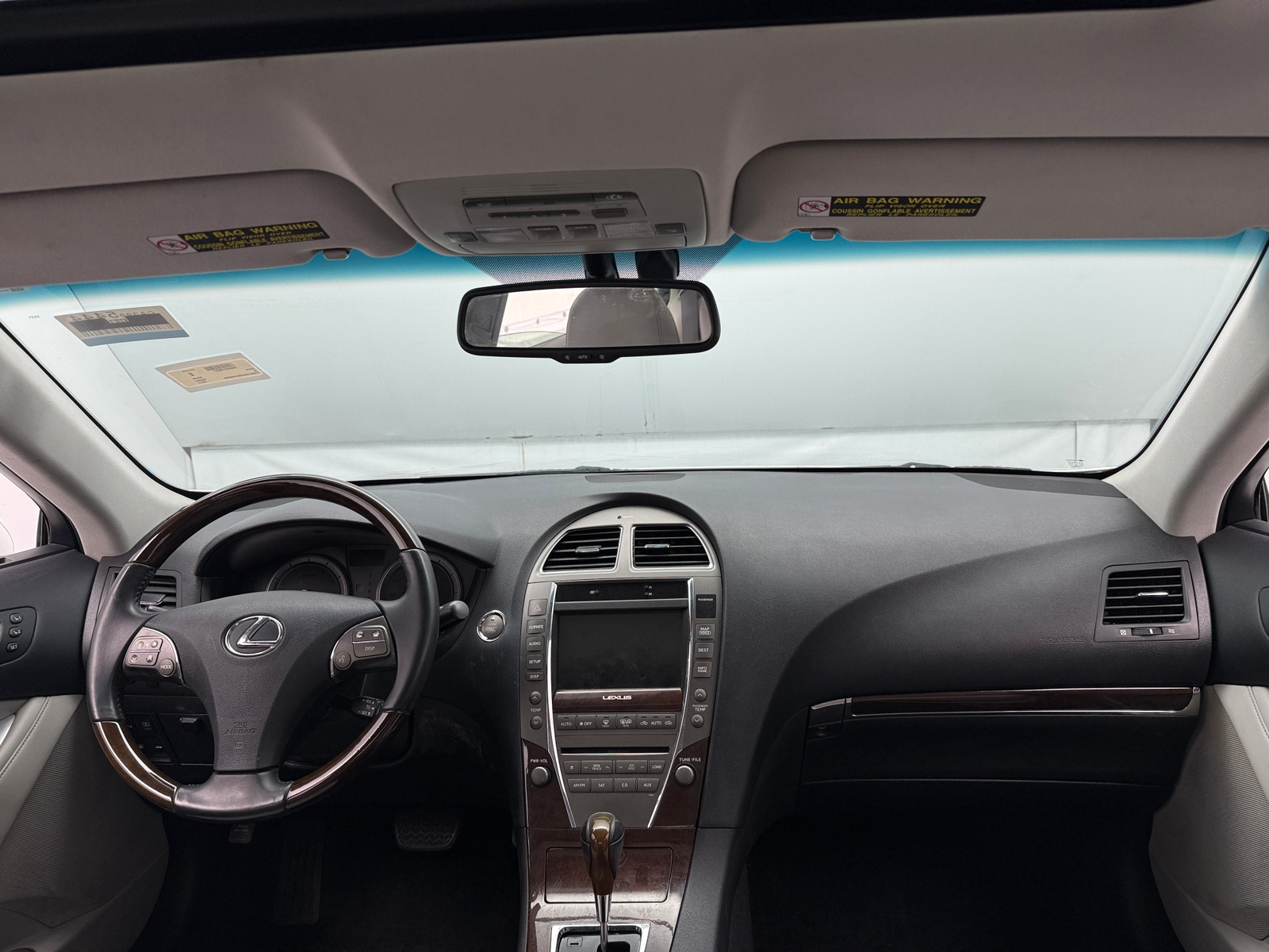 Thumbnail: 2011 Lexus ES - 2