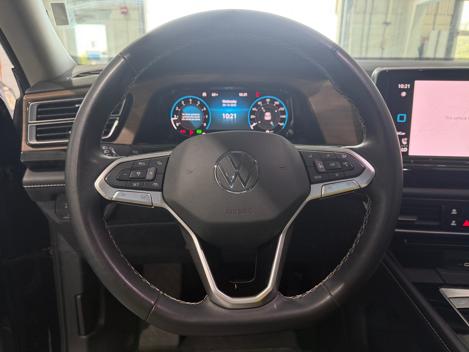 Thumbnail: 2024 Volkswagen Atlas - 4