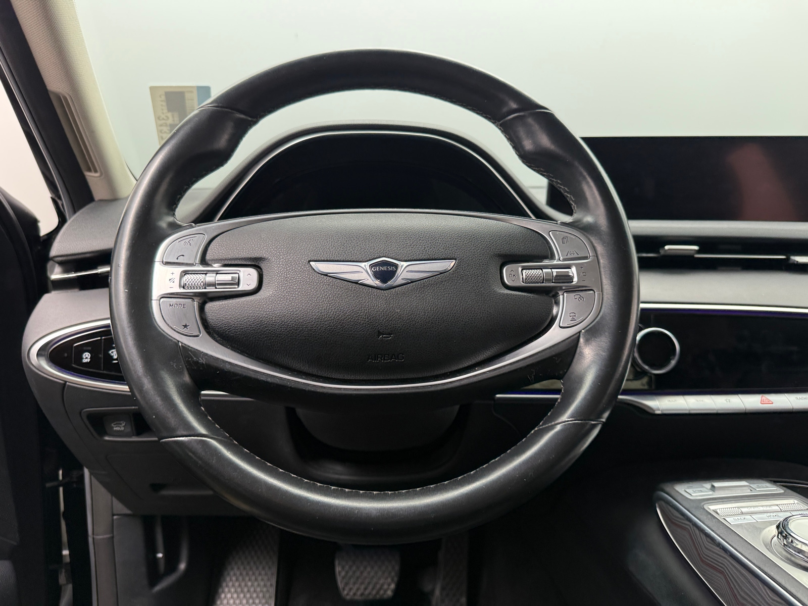 Thumbnail: 2022 Genesis GV70 - 4