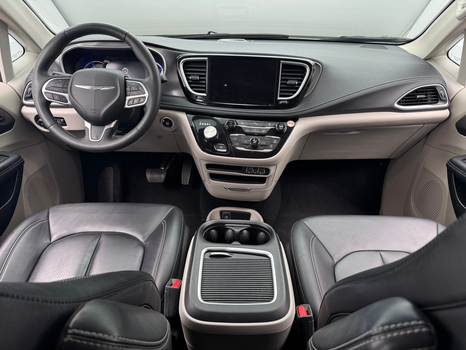 Thumbnail: 2024 Chrysler Pacifica - 2