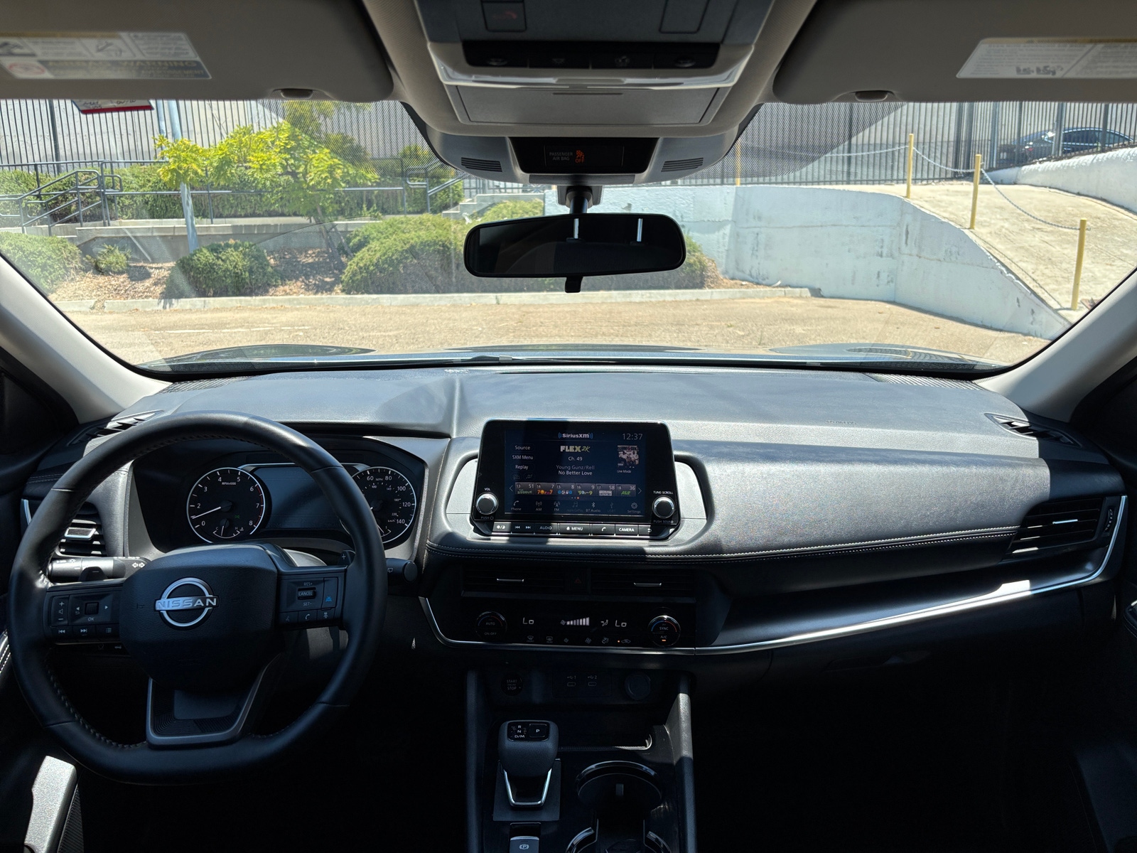 Thumbnail: 2025 Nissan Rogue - 3