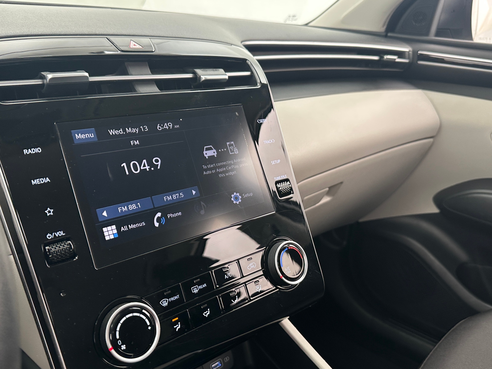 Thumbnail: 2022 Hyundai Tucson - 4