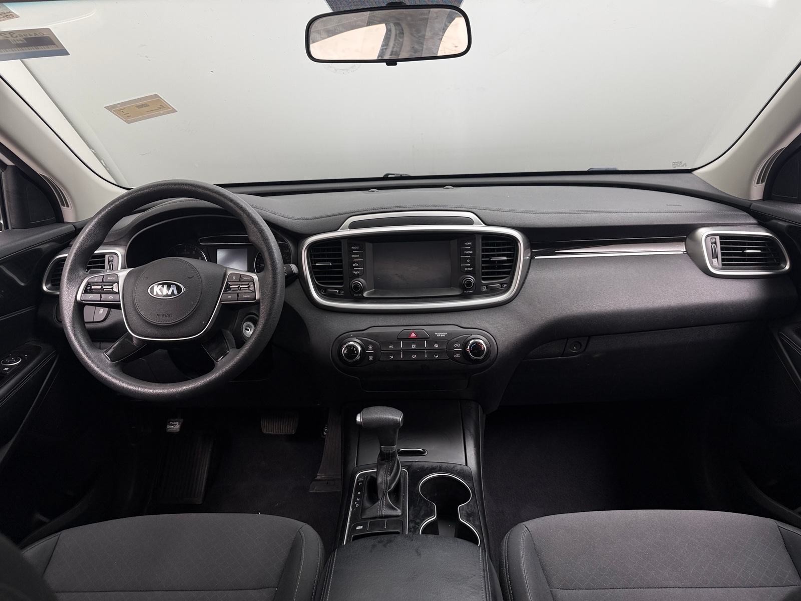 Thumbnail: 2020 Kia Sorento - 3