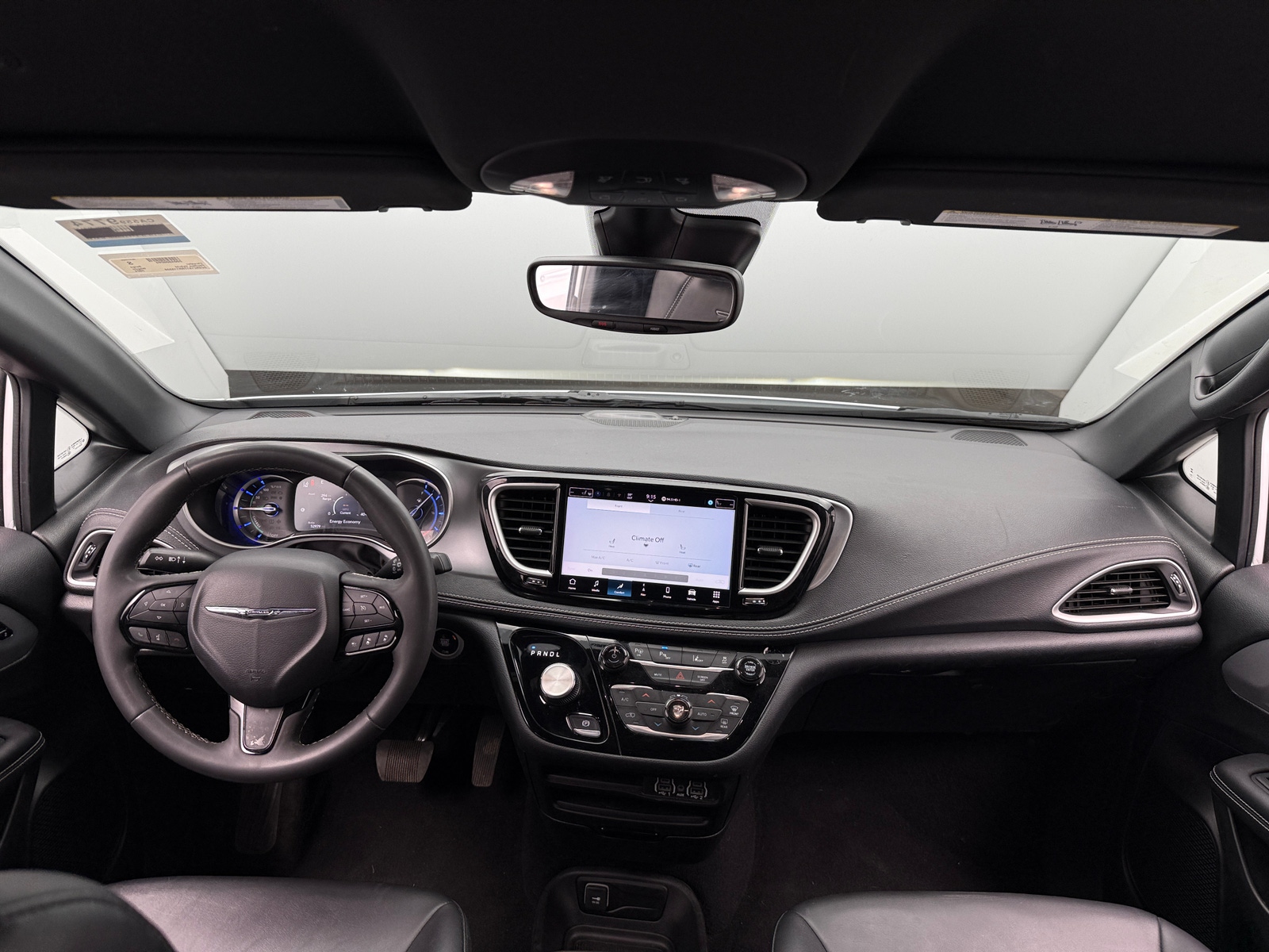Thumbnail: 2024 Chrysler Pacifica - 2