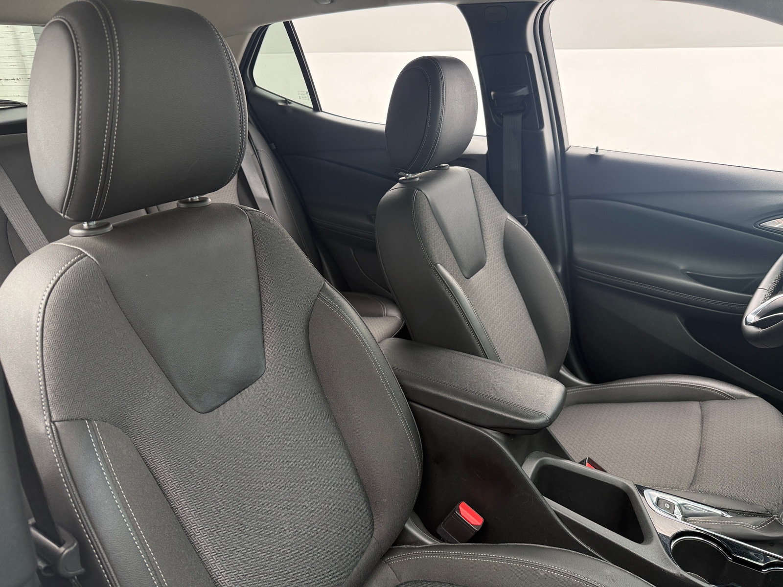 Thumbnail: 2025 Buick Encore GX - 2