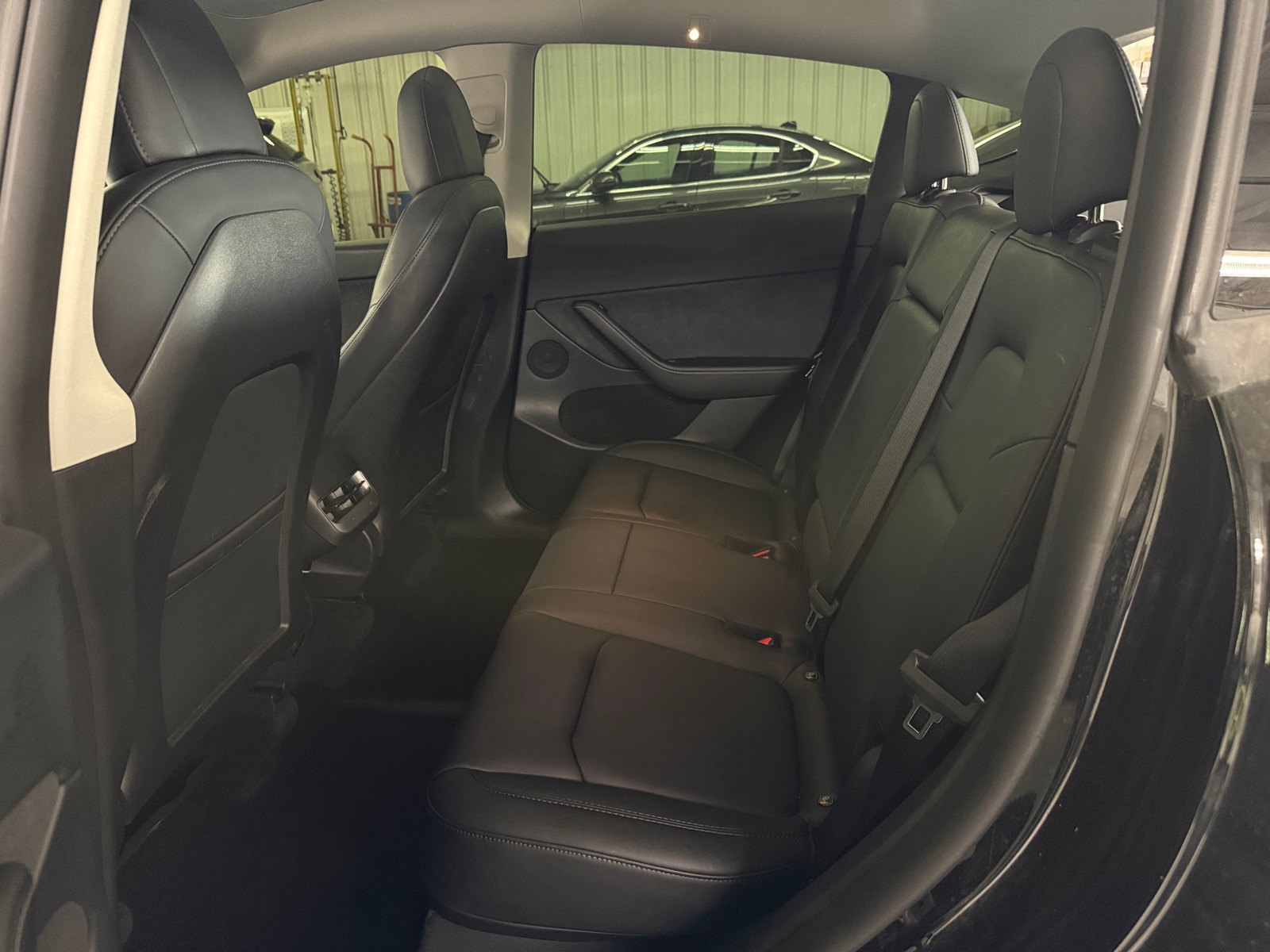 Thumbnail: 2022 Tesla Model Y - 5